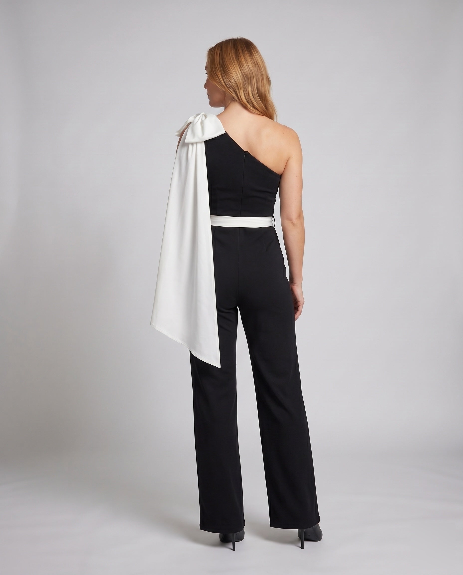 Product 15636300824906 - back_view
