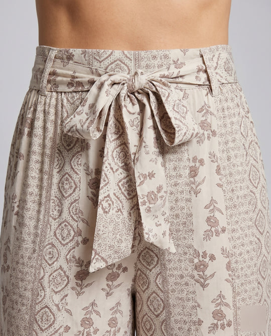 Product 15636301316426 - close_up_detail