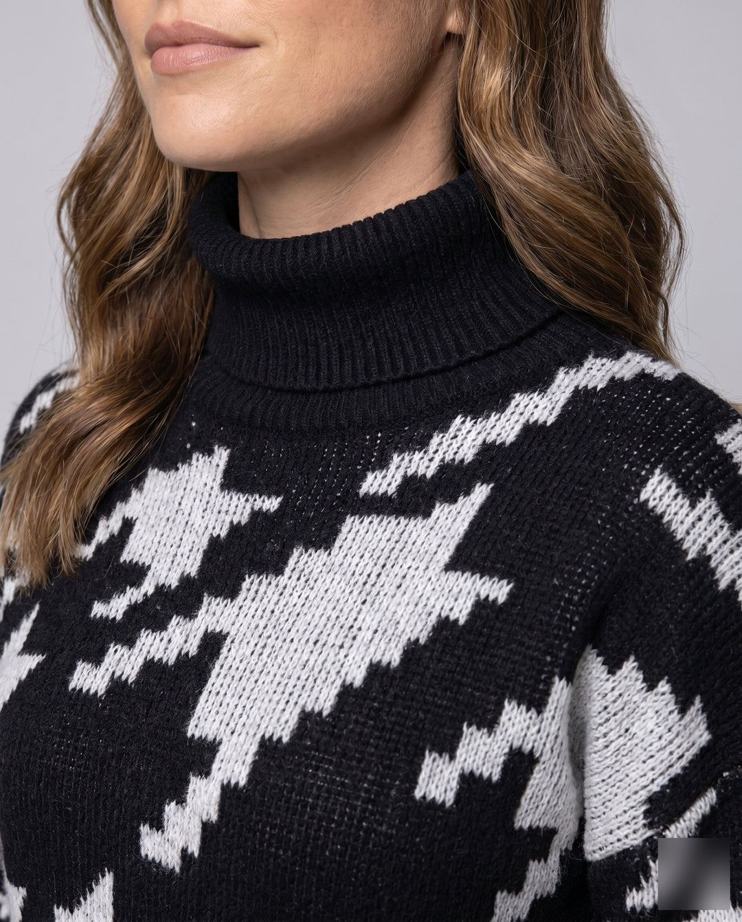 Product 15636312621386 - close_up_detail