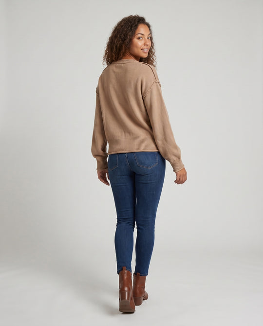 Product 15636313506122 - back_view