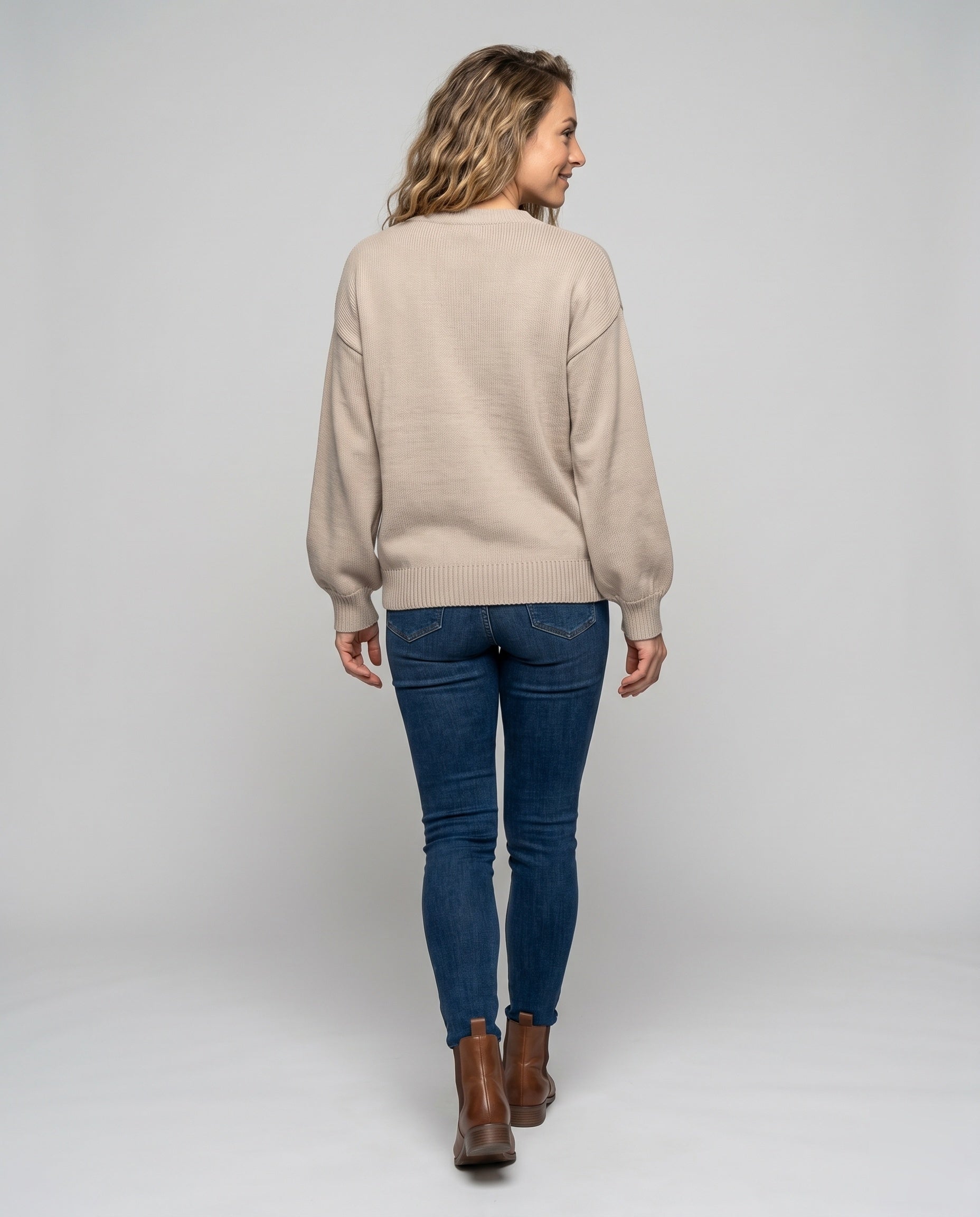 Product 15636315177290 - back_view