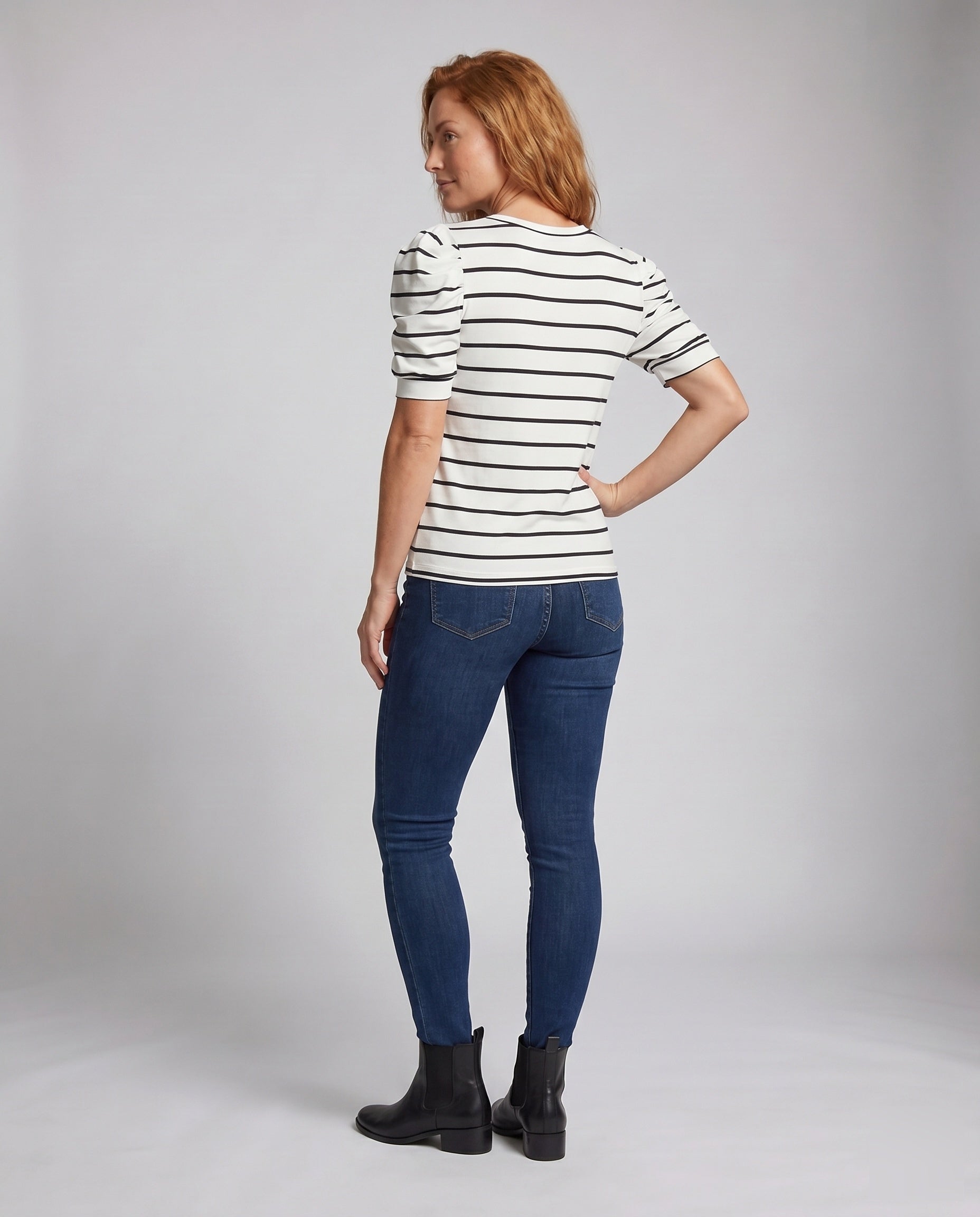 Product 15636319240522 - back_view
