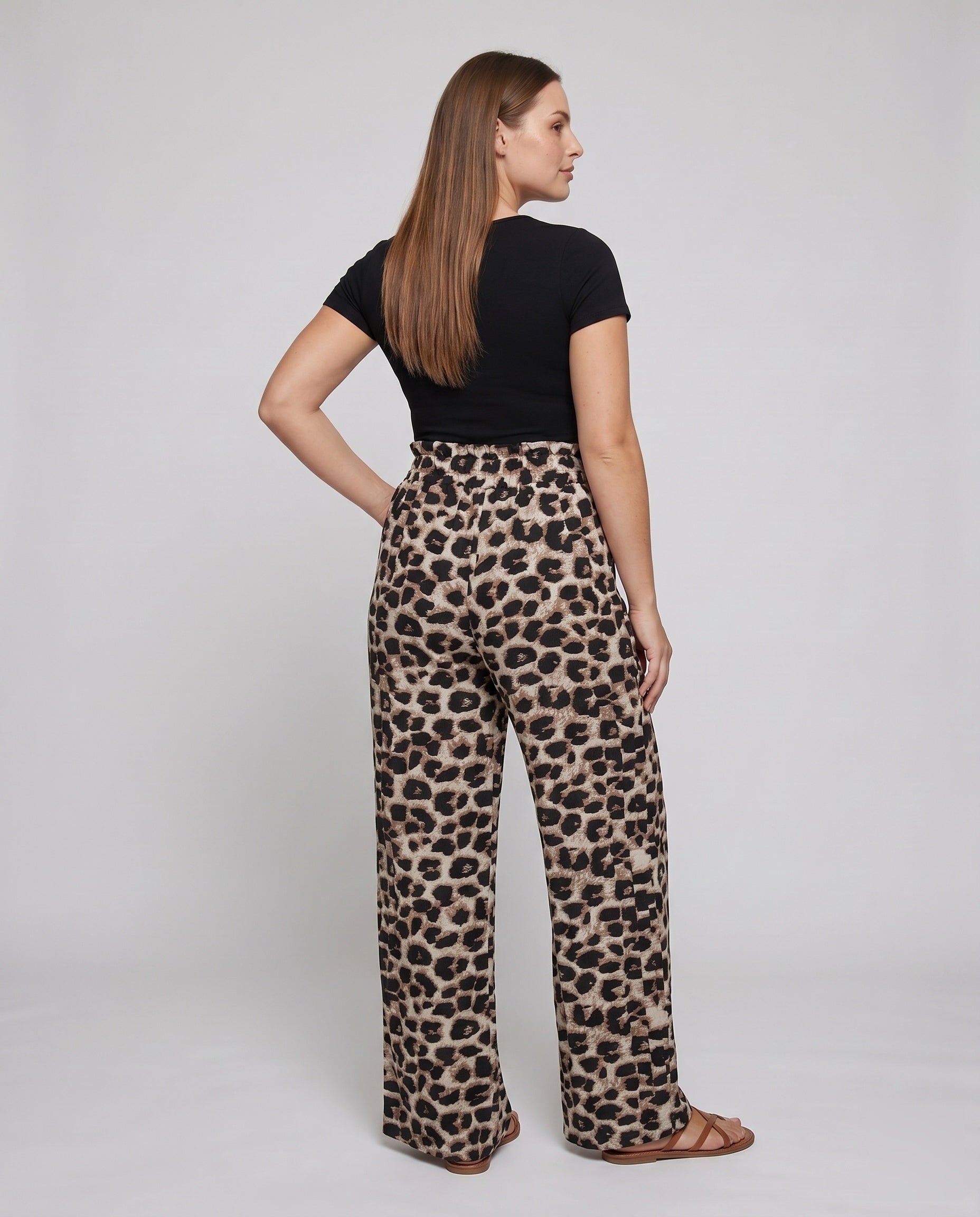 Product 15636321239370 - back_view