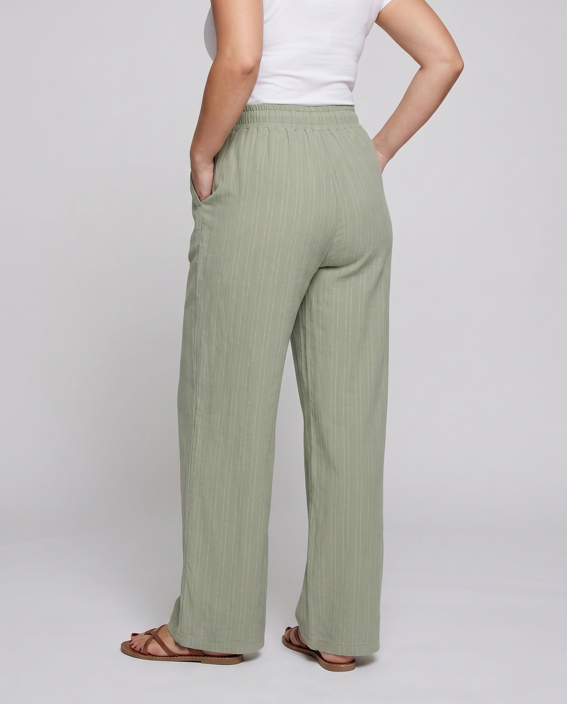 Product 15636321304906 - lower_body