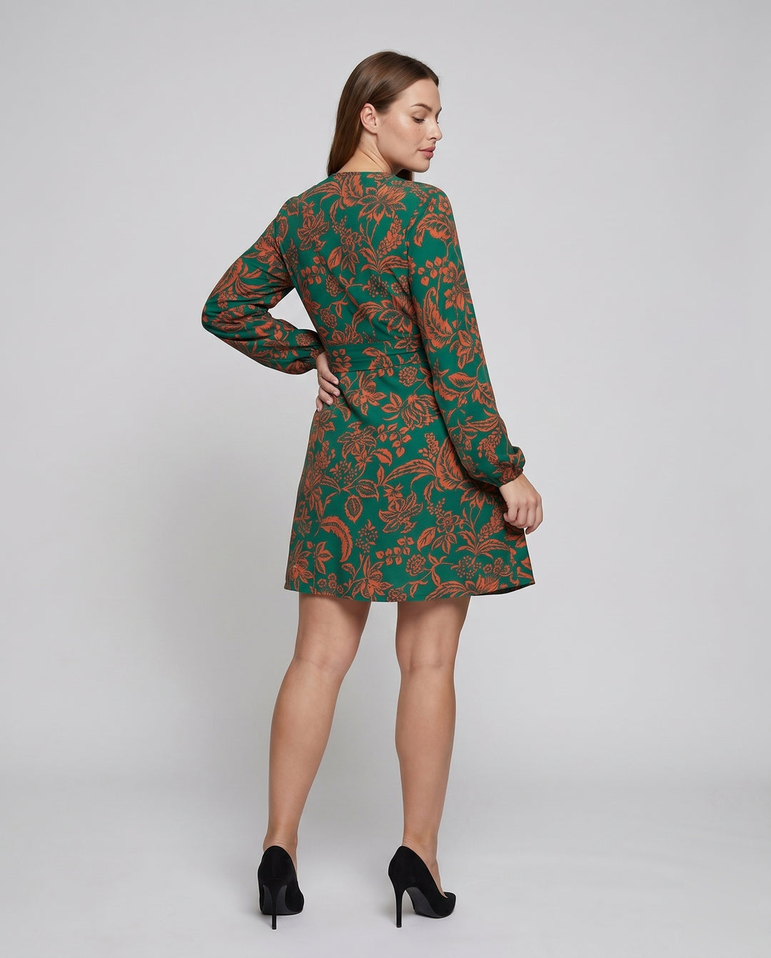Product 15636322124106 - back_view