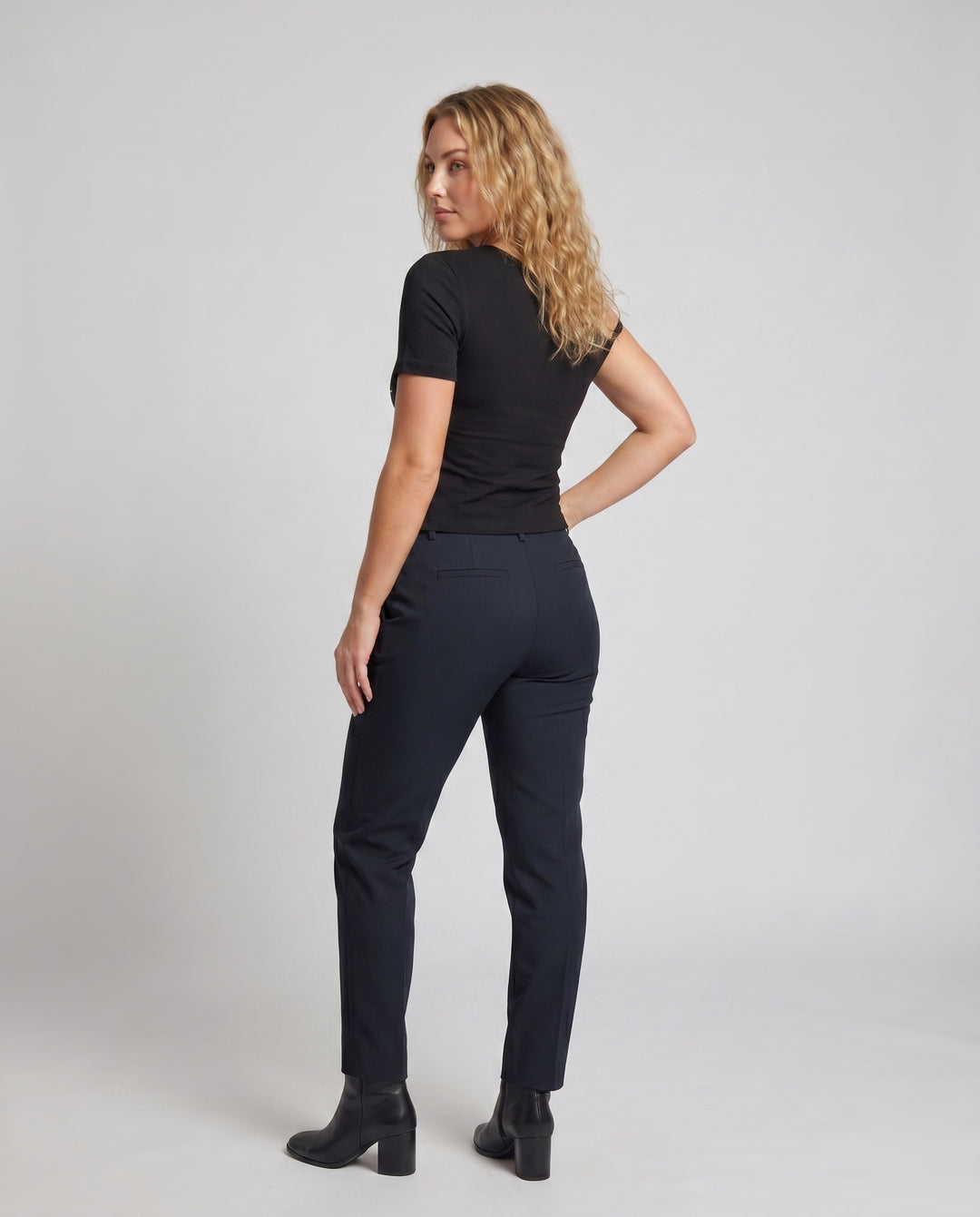 Product 15636487733578 - back_view