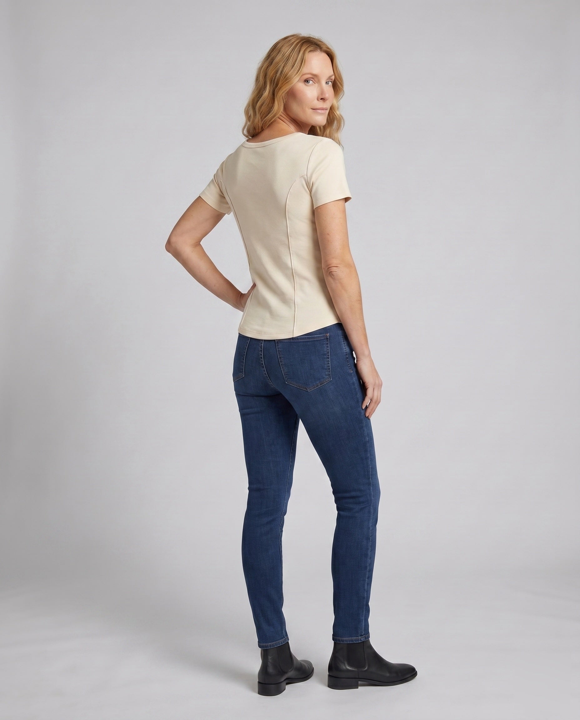 Product 15636488454474 - back_view
