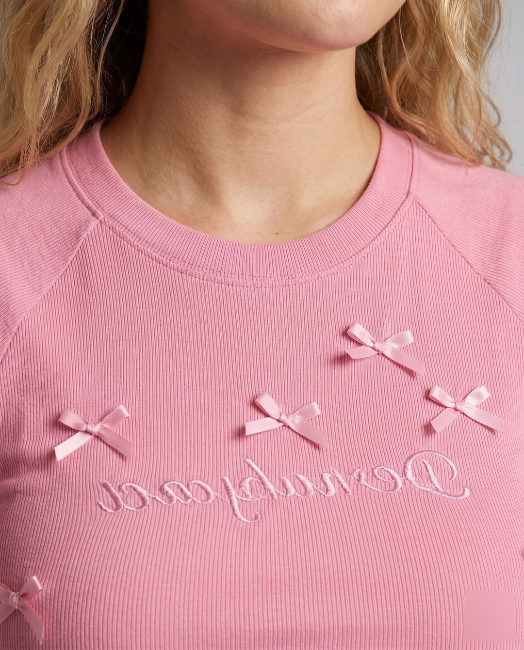 Product 15636497137994 - close_up_detail