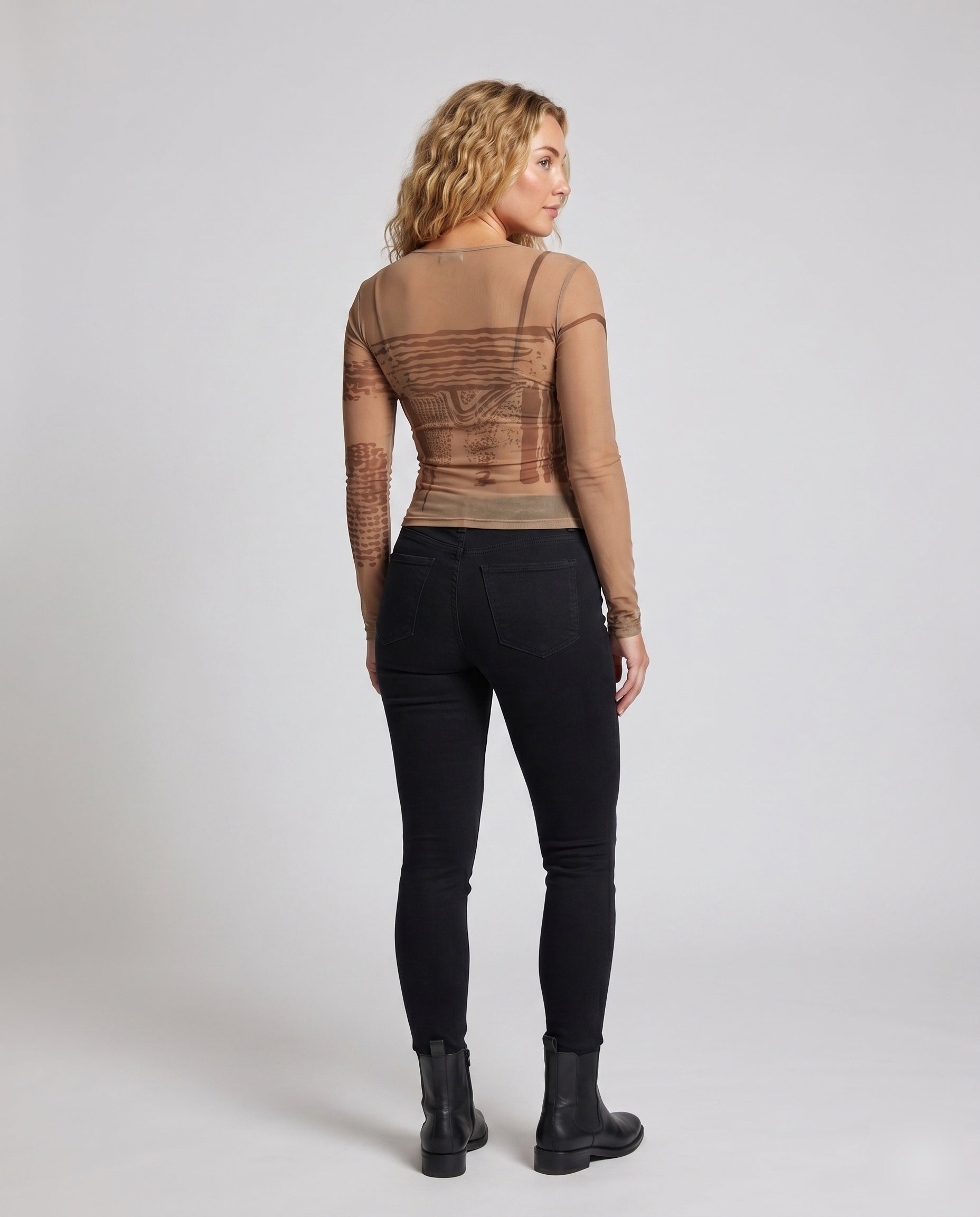 Product 15636497400138 - back_view
