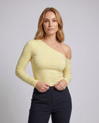 Product 15636499300682 - upper_body