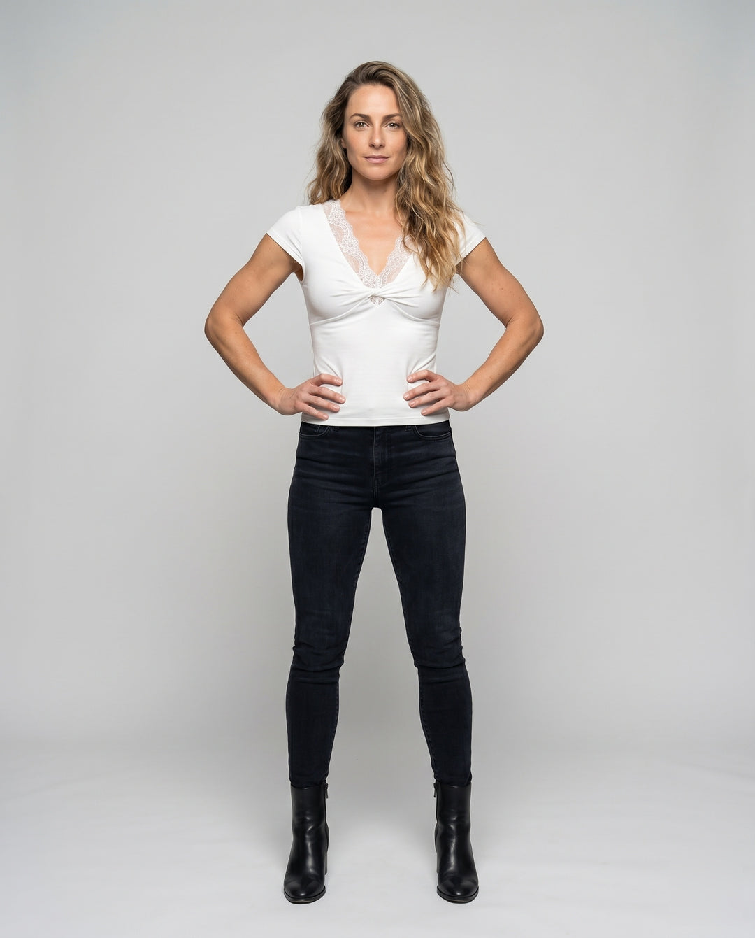Product 15636507394378 - full_body_front
