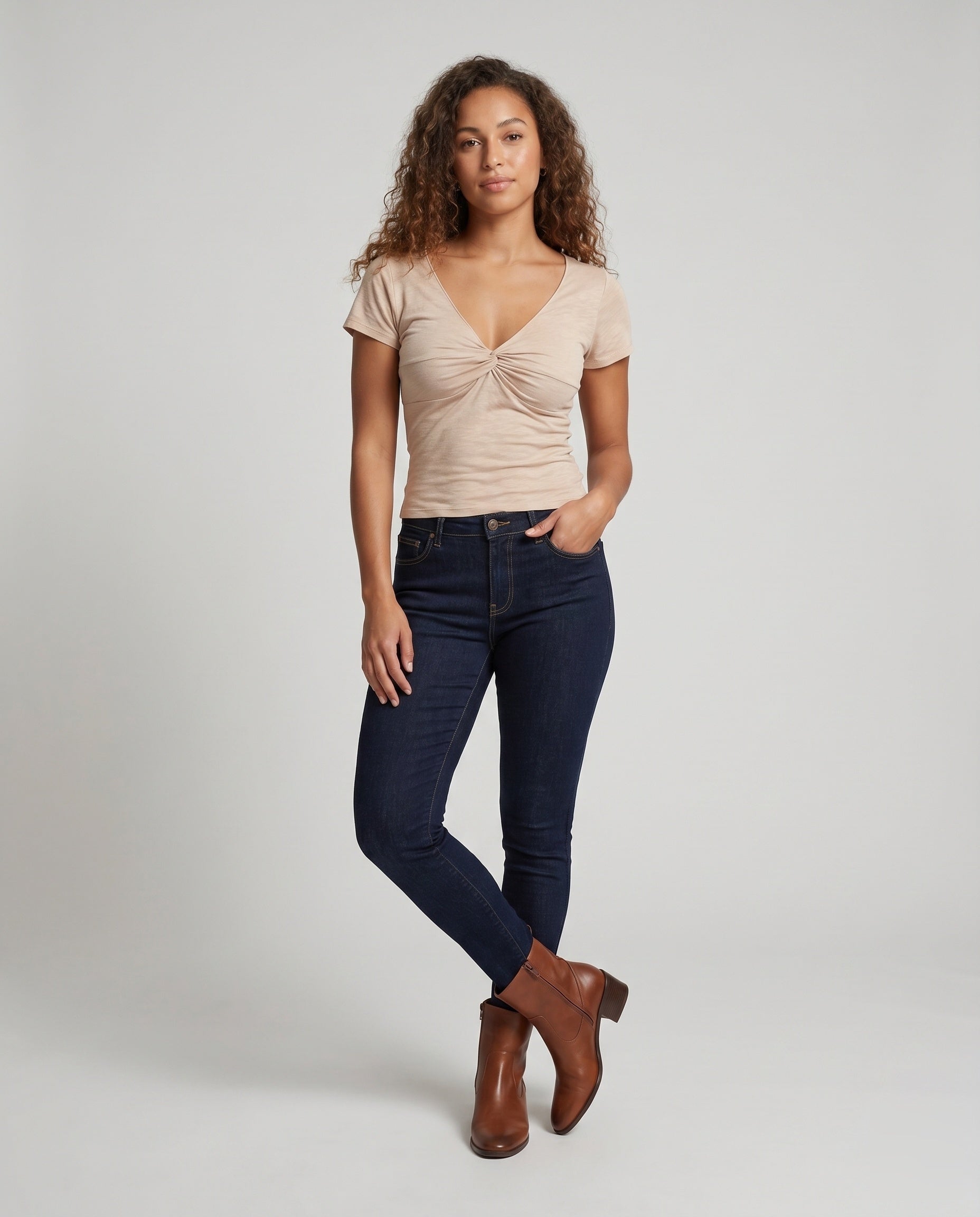 Product 15636509032778 - full_body_front