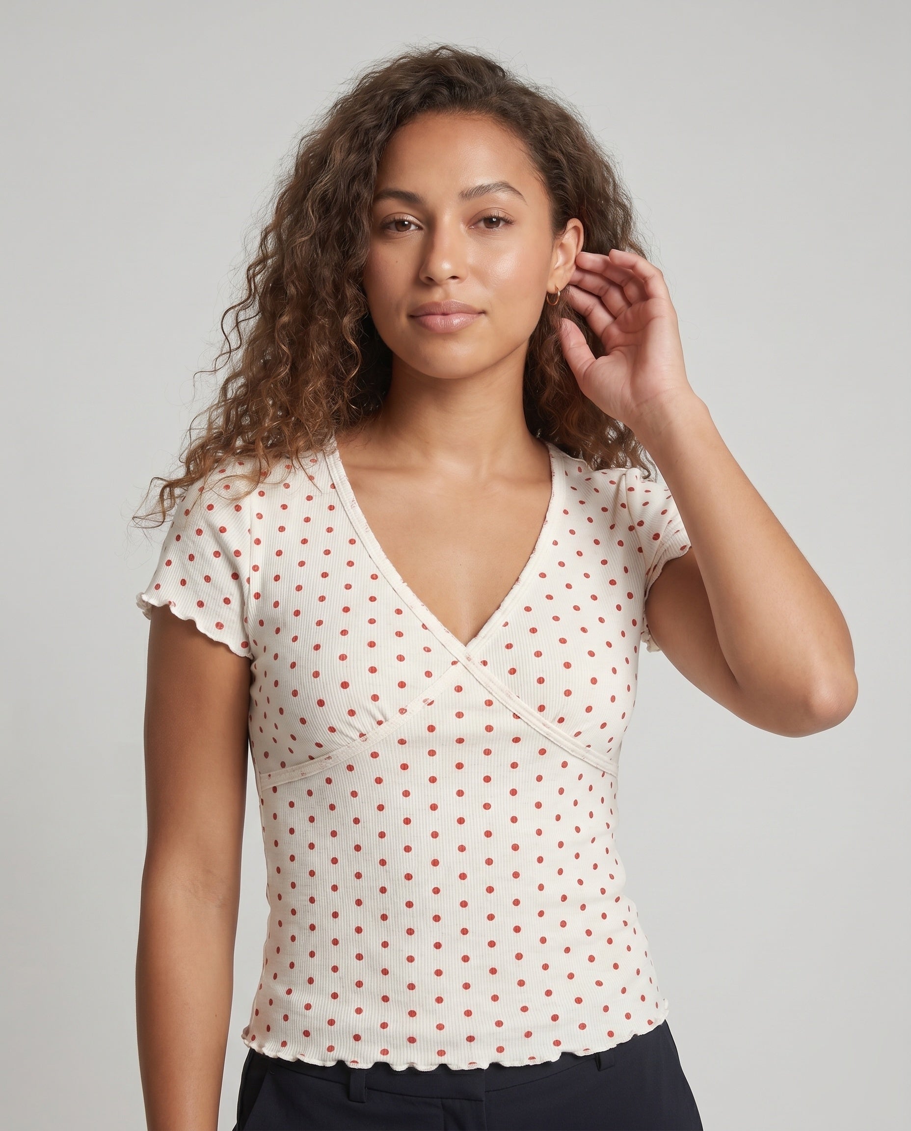 Product 15636509655370 - upper_body