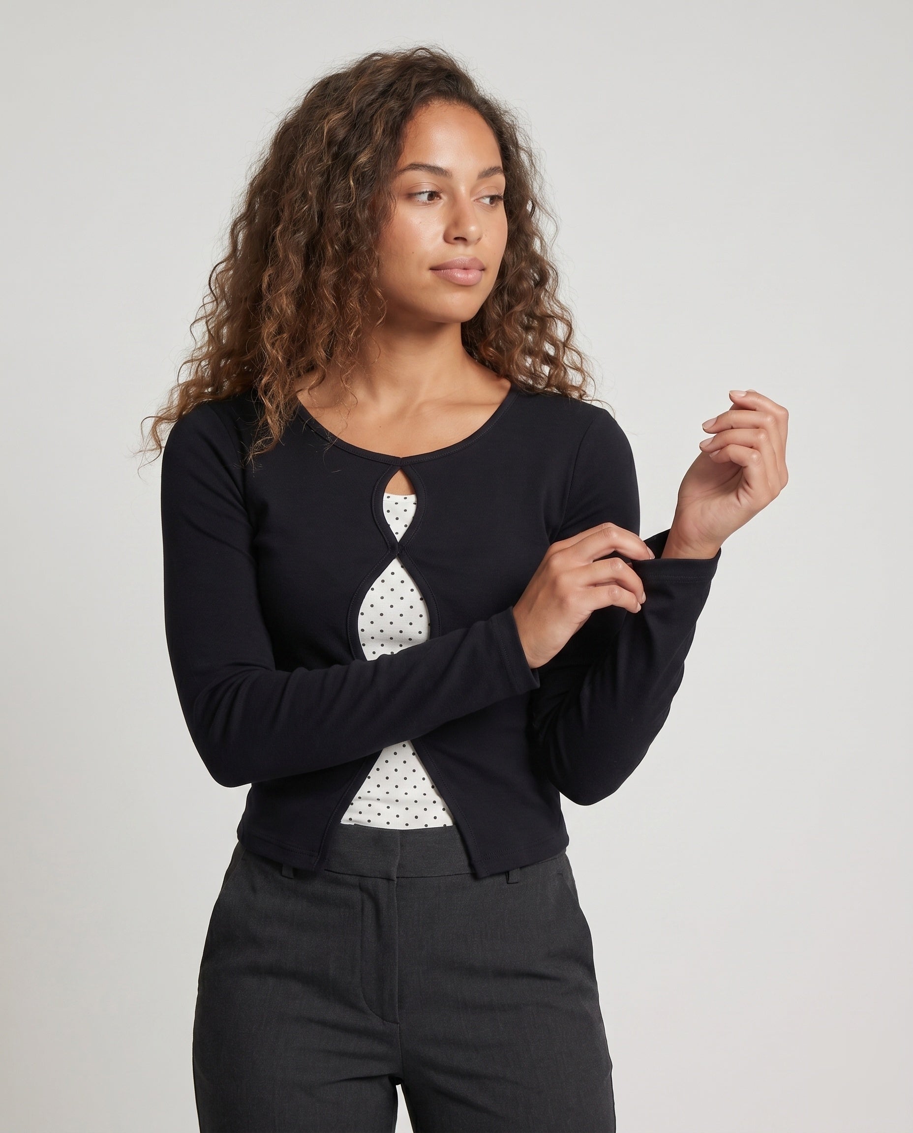 Product 15636517192010 - upper_body
