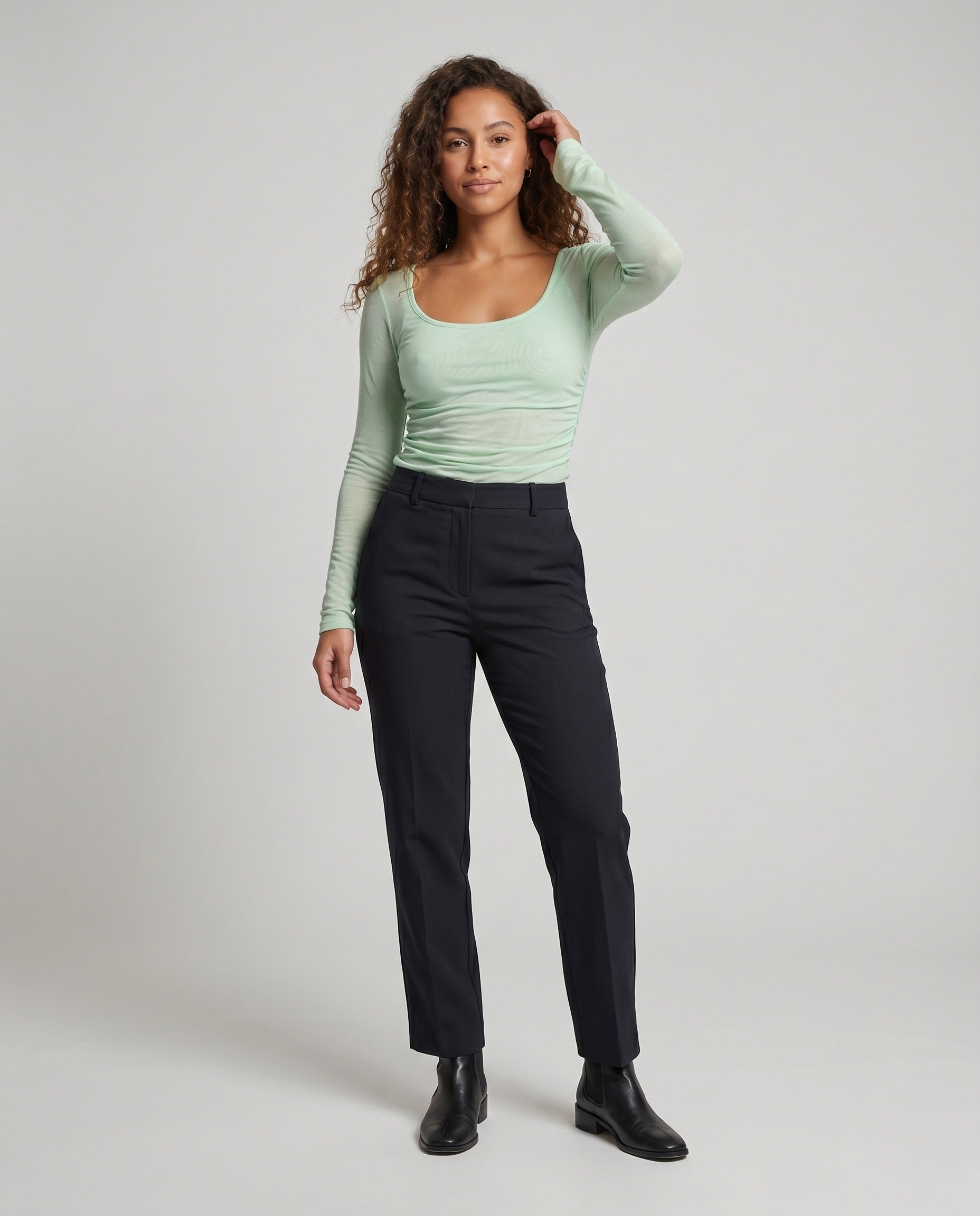 Product 15636517421386 - full_body_front