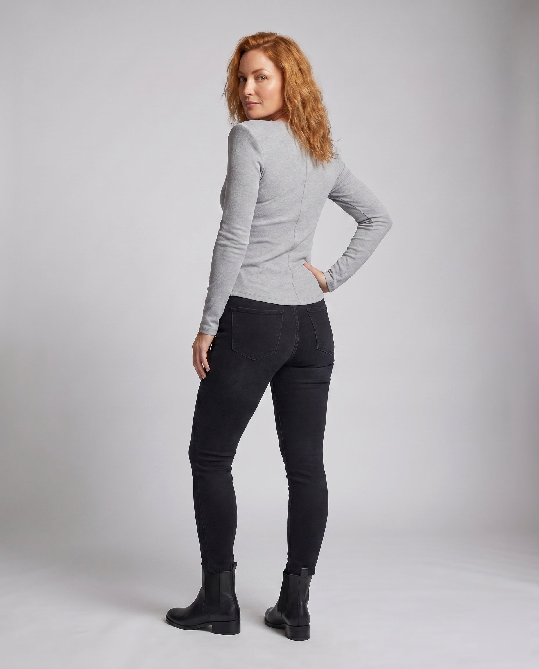 Product 15637853700426 - back_view
