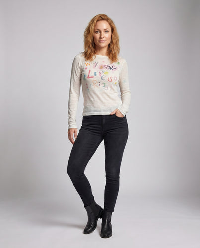 Damen Langarmshirt mit kreativem Druck und figurbetontem Schnitt