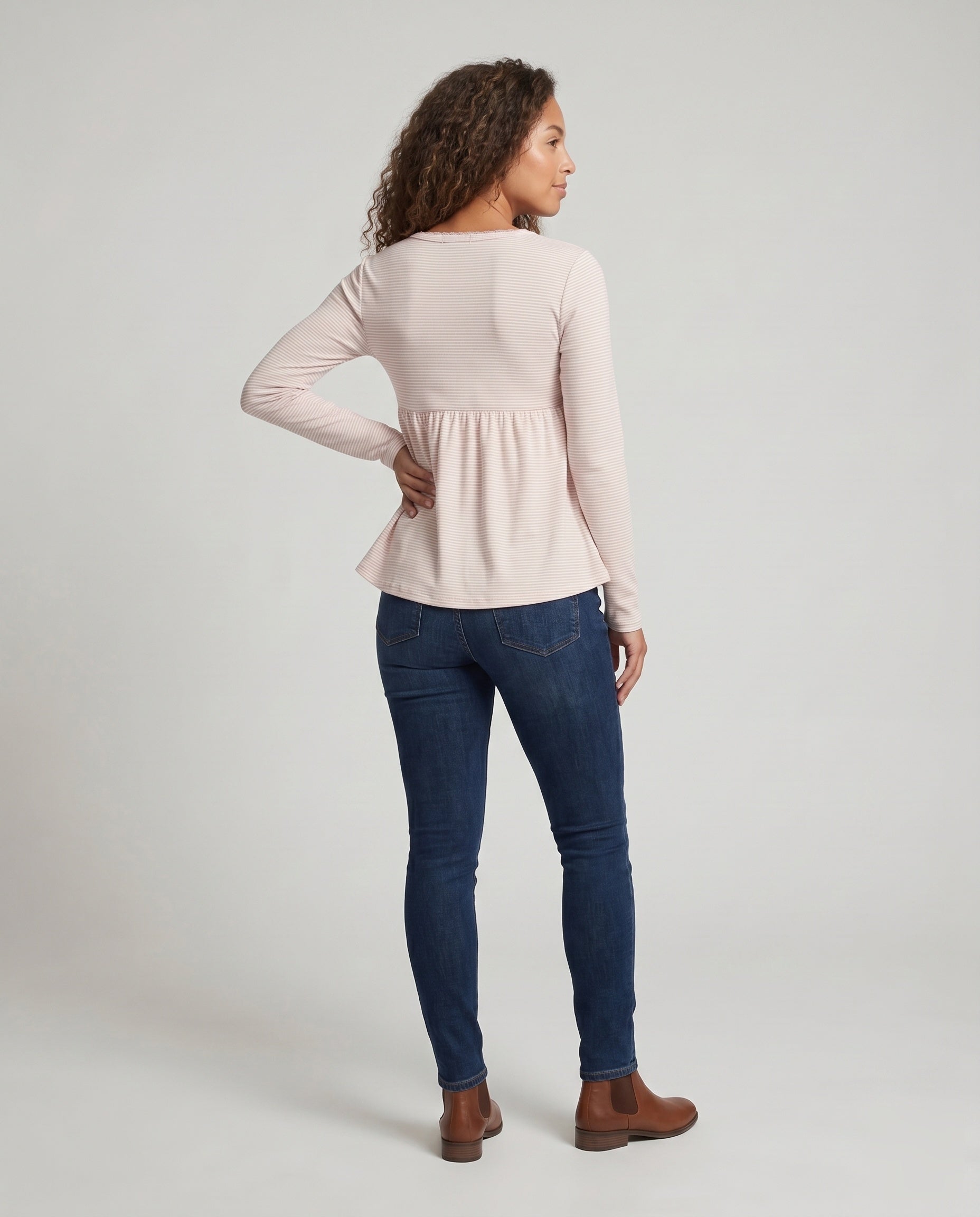 Product 15637854421322 - back_view