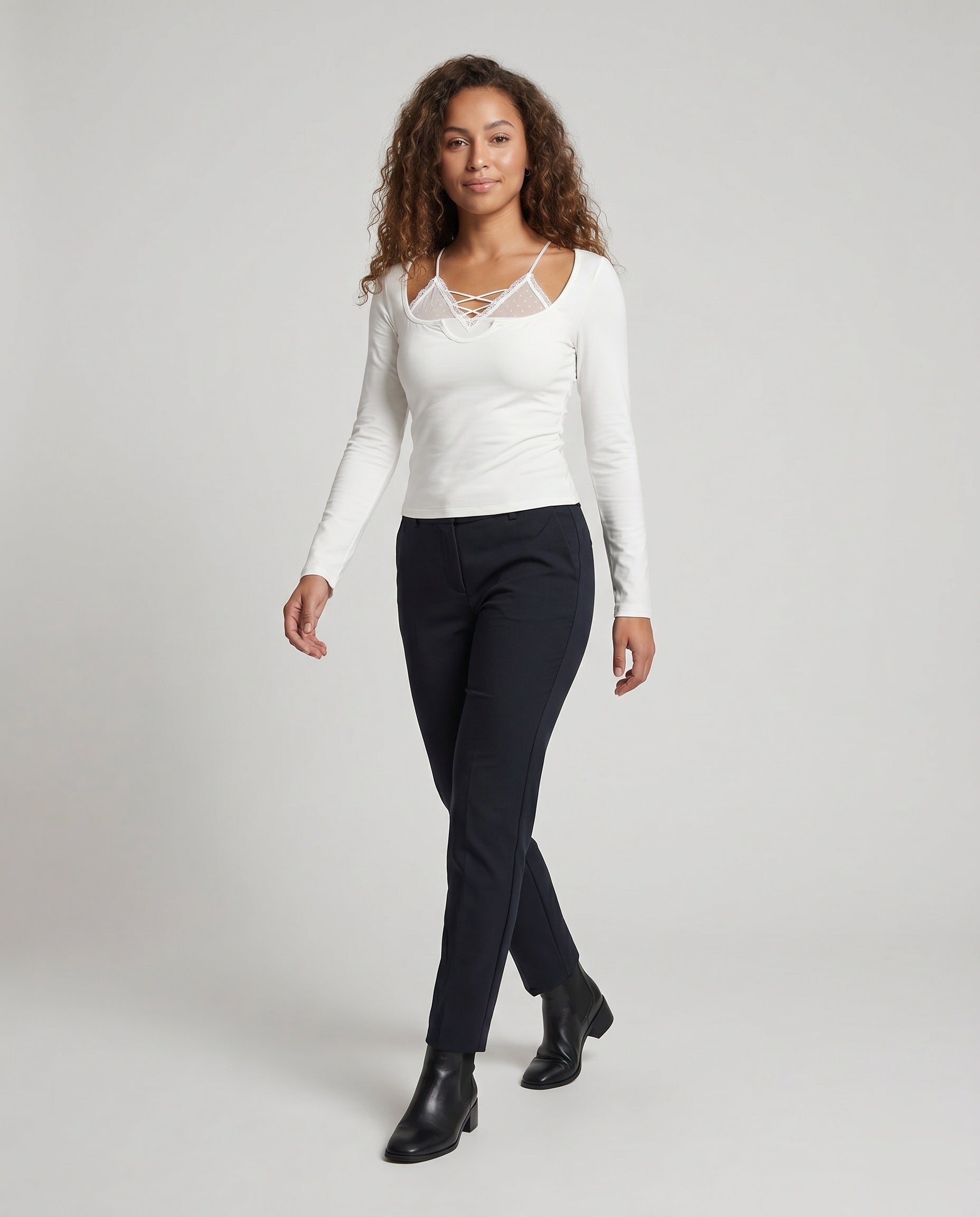 Product 15637854552394 - full_body_front