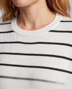 Product 15637856649546 - close_up_detail