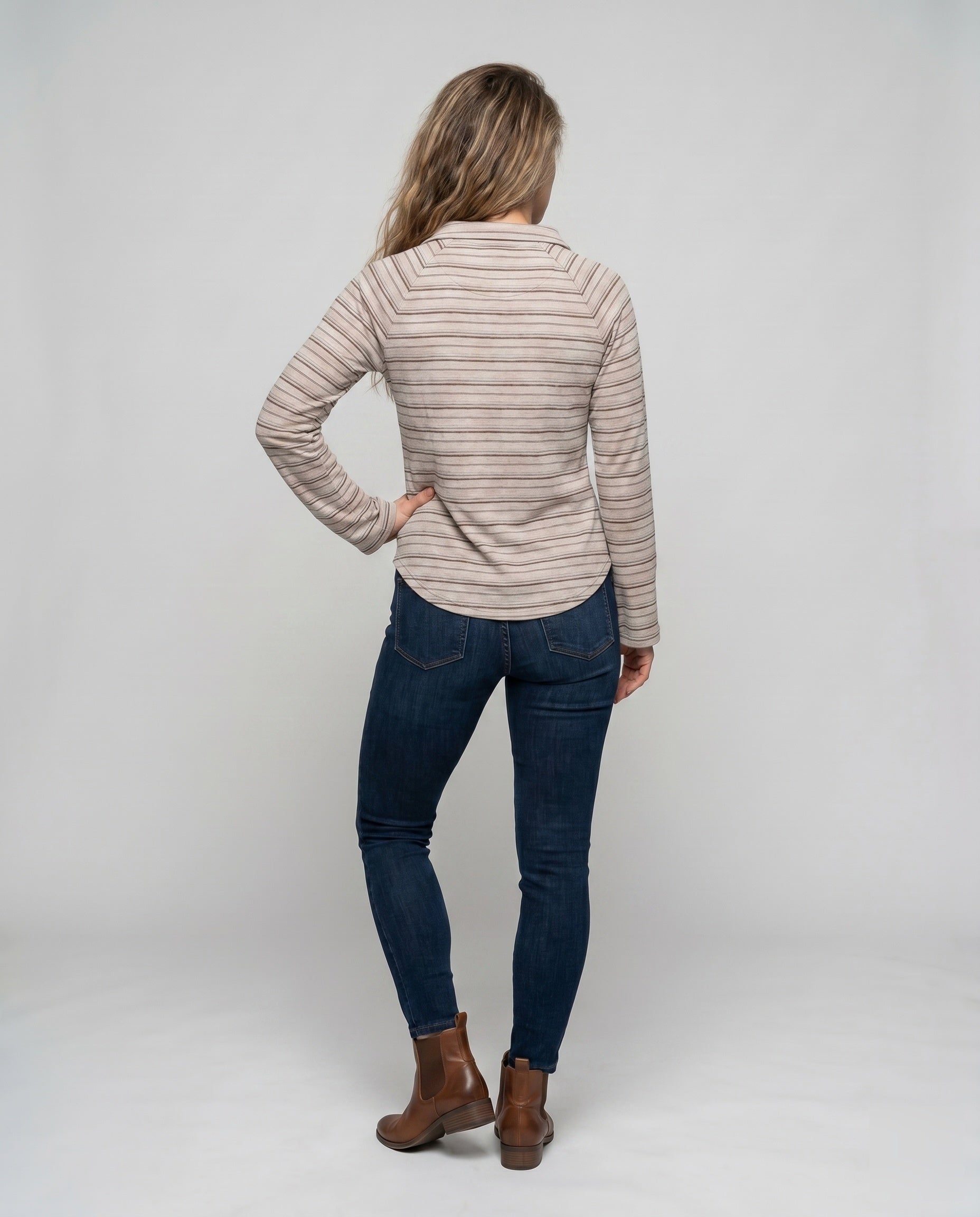 Product 15637857927498 - back_view