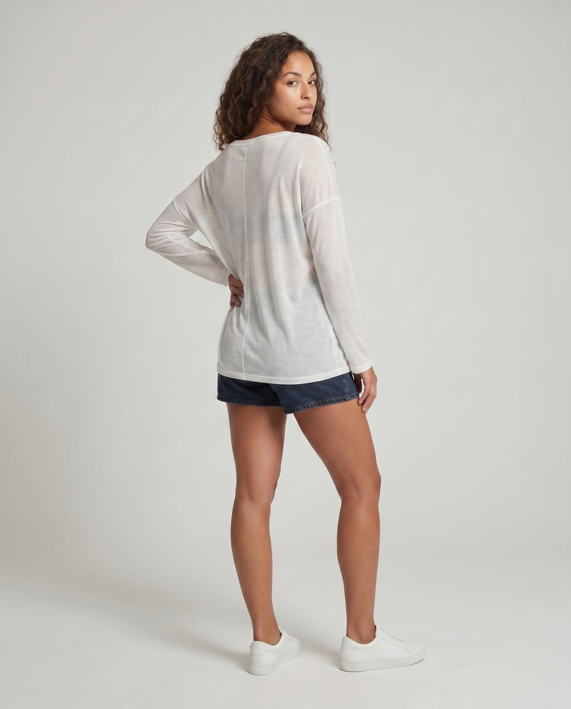 Product 15637858550090 - back_view