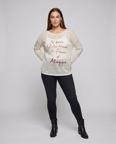 Damen lässiges Oversized-Shirt mit asymmetrischem Ausschnitt und kreativem Schriftzug