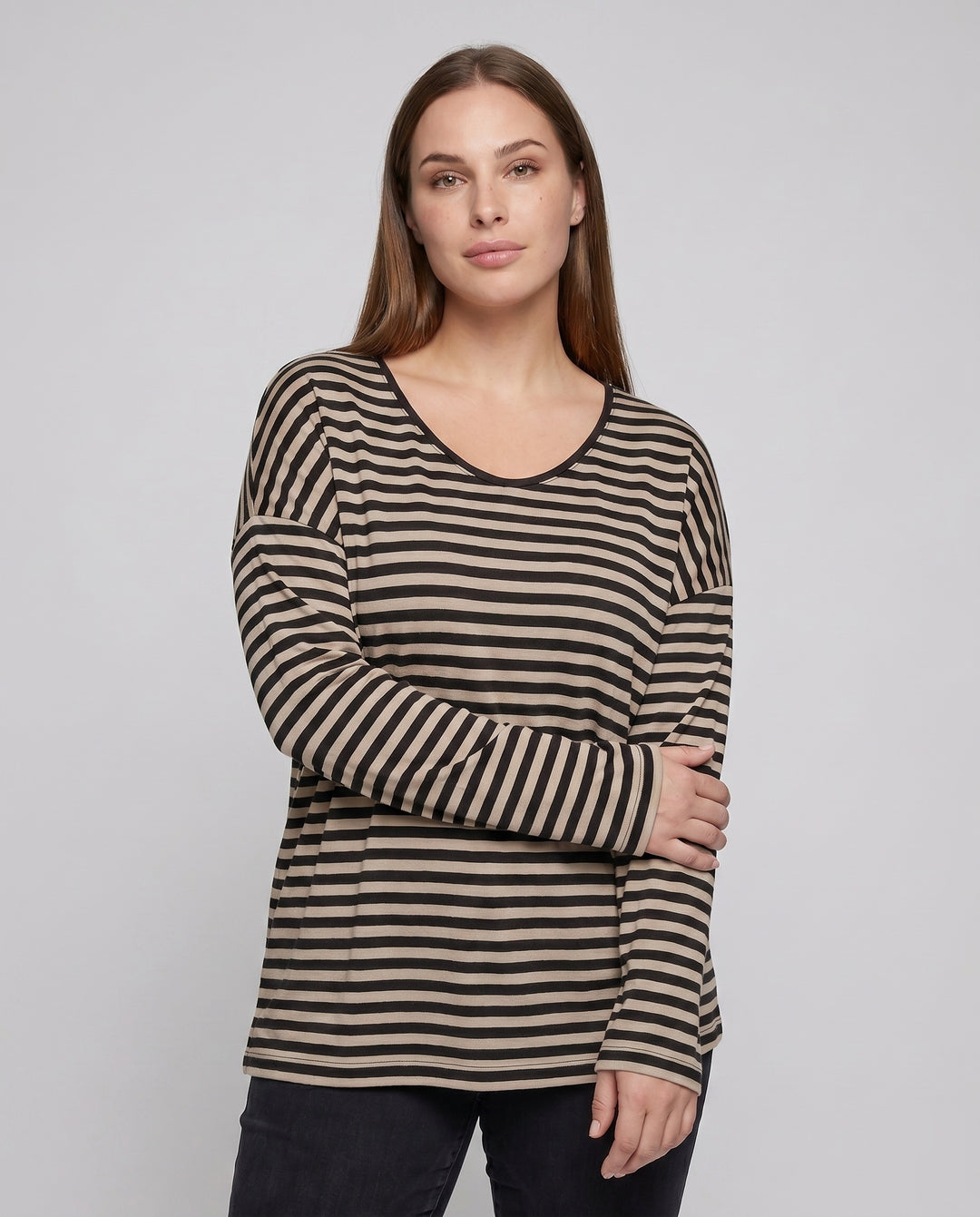 Product 15637859205450 - upper_body
