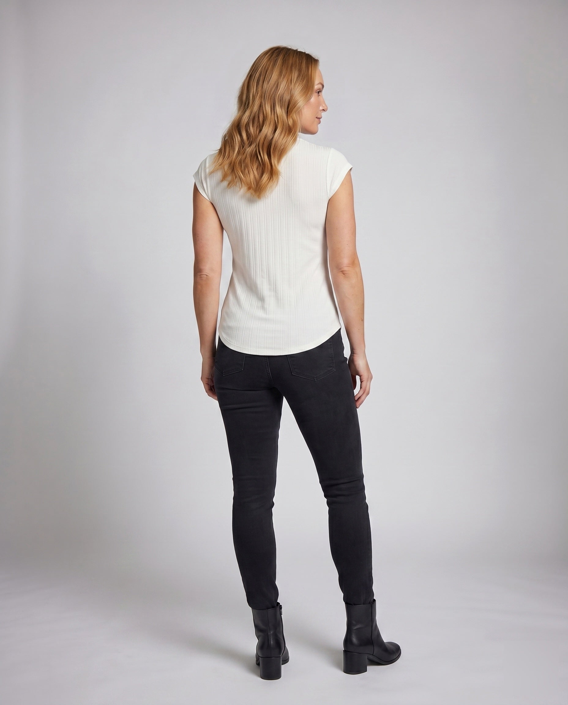 Product 15637863006538 - back_view