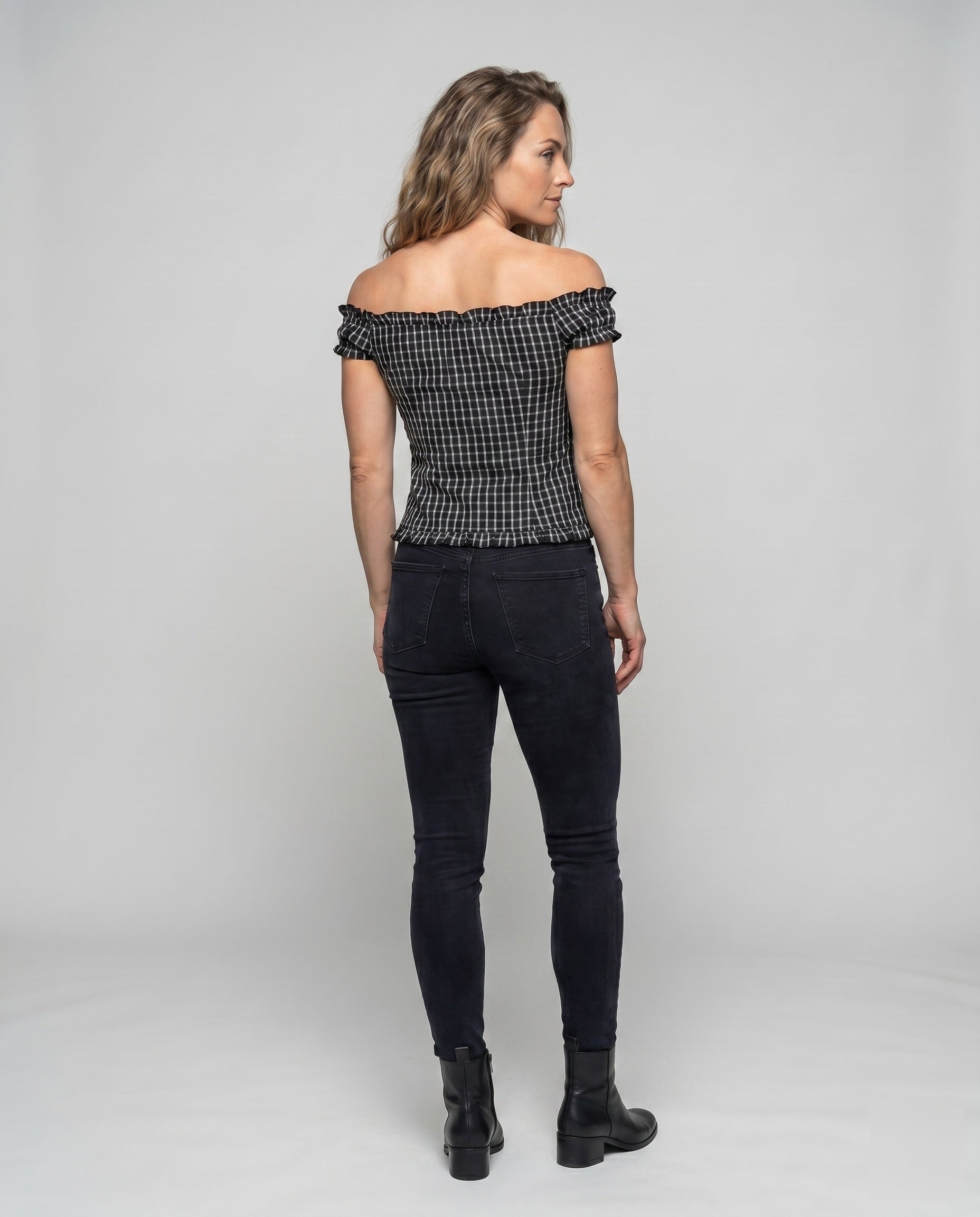 Product 15637871460682 - back_view