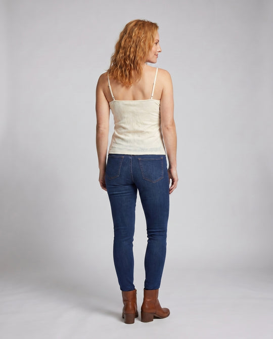 Product 15637880537418 - back_view