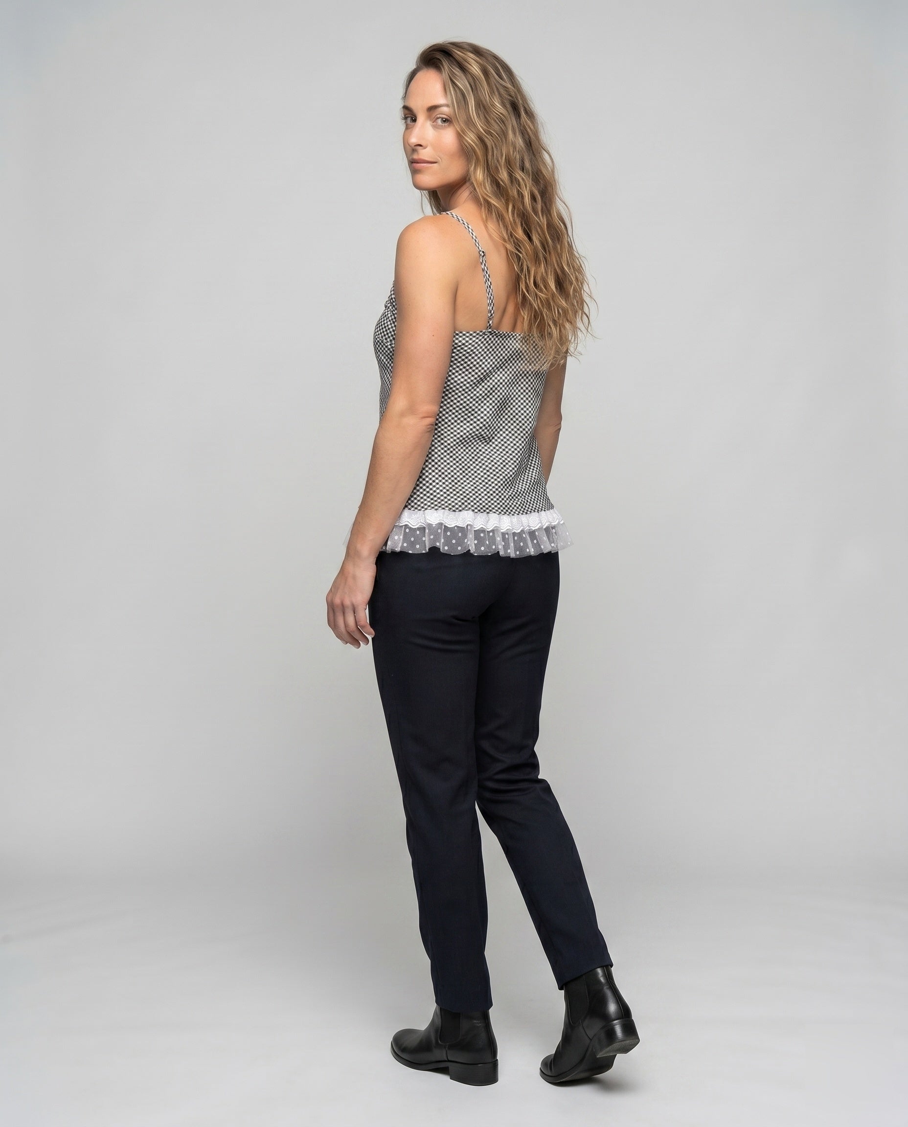 Product 15637881160010 - back_view