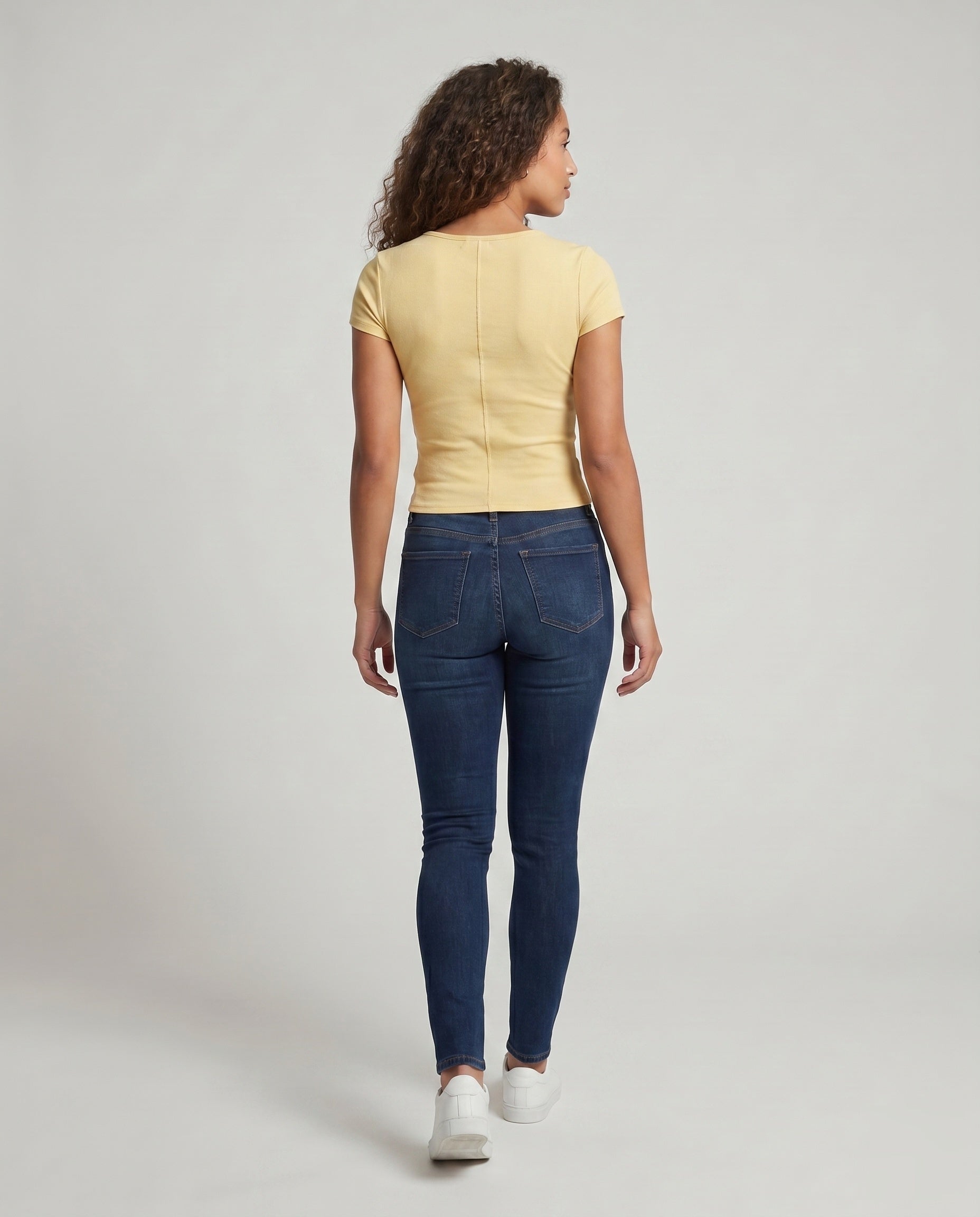 Product 15637881618762 - back_view