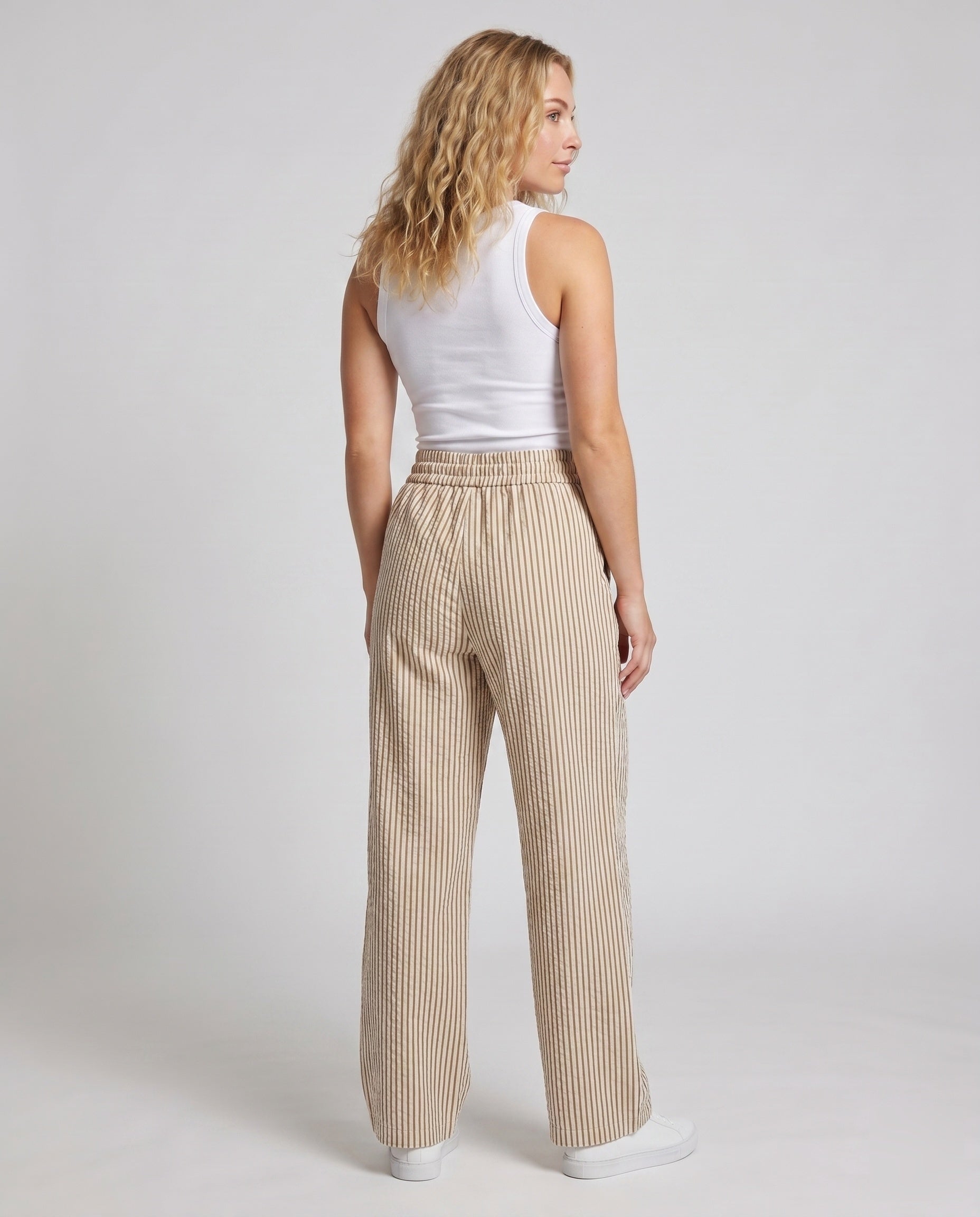 Product 15639209509194 - back_view