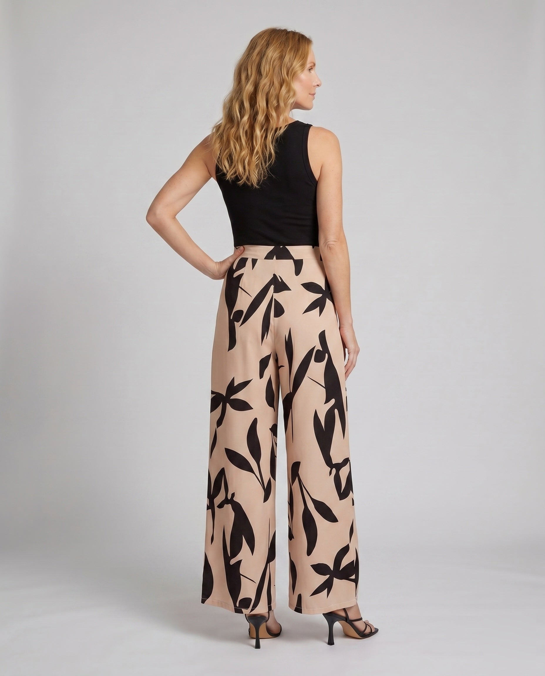 Product 15639210557770 - back_view
