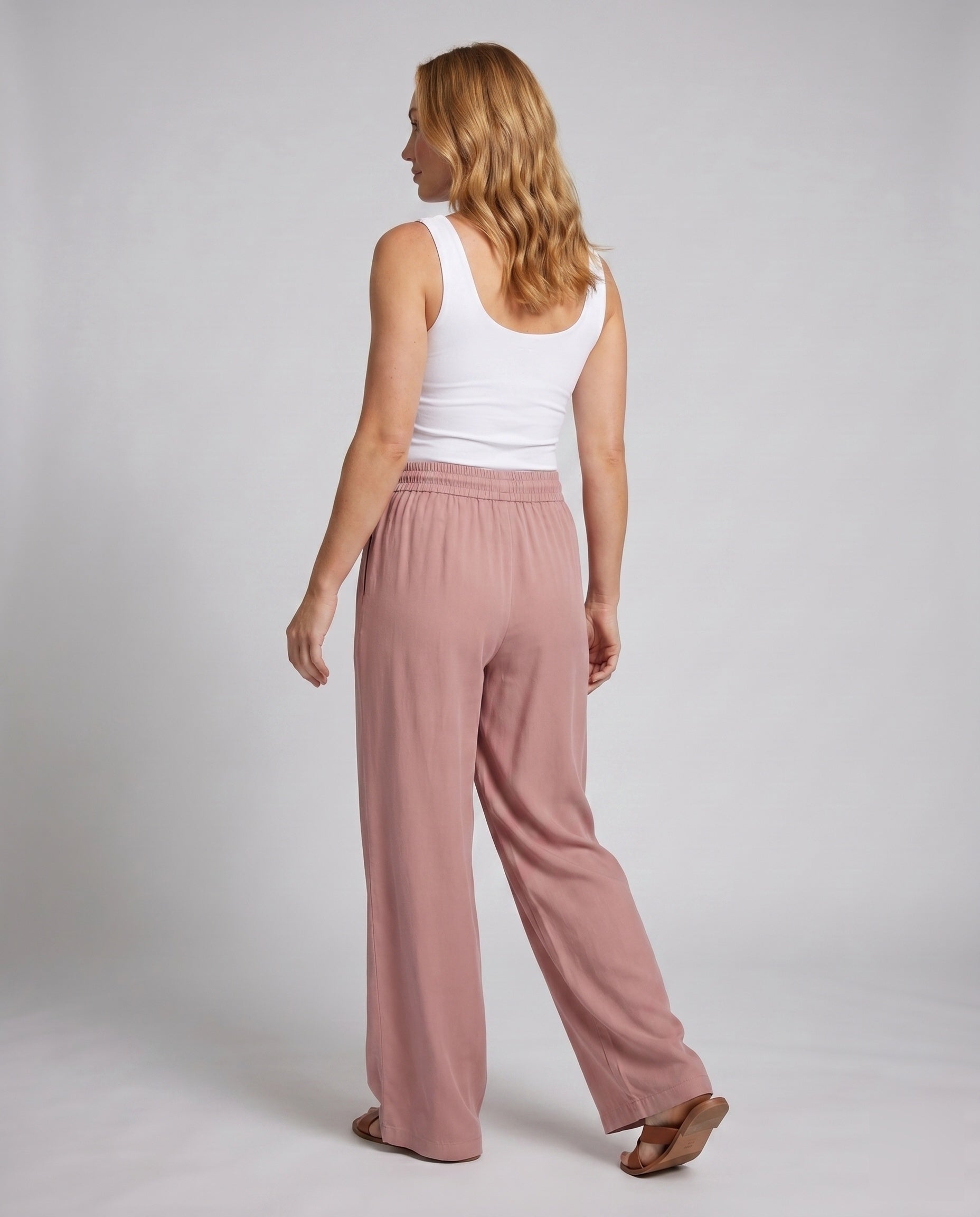 Product 15639210721610 - back_view
