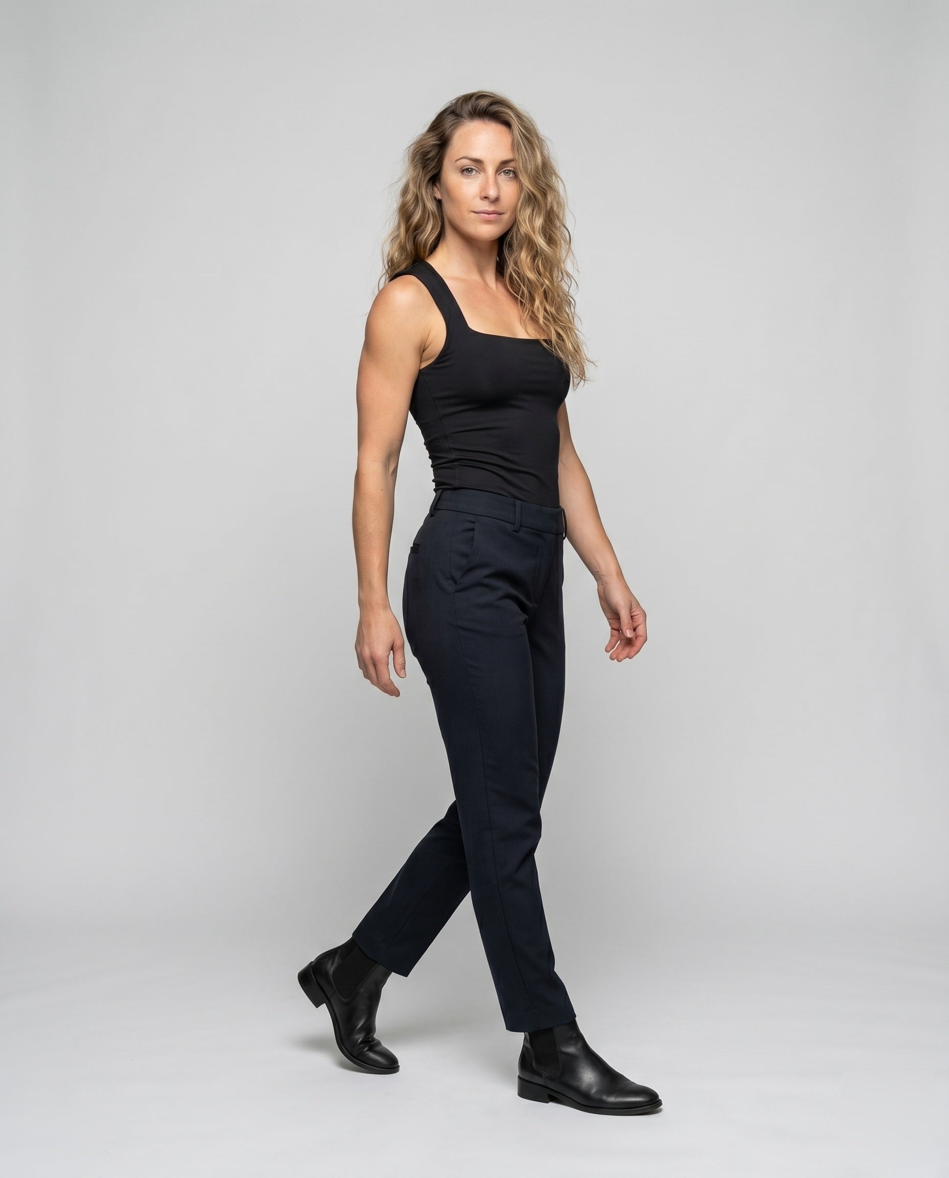 Product 15639211868490 - full_body_front