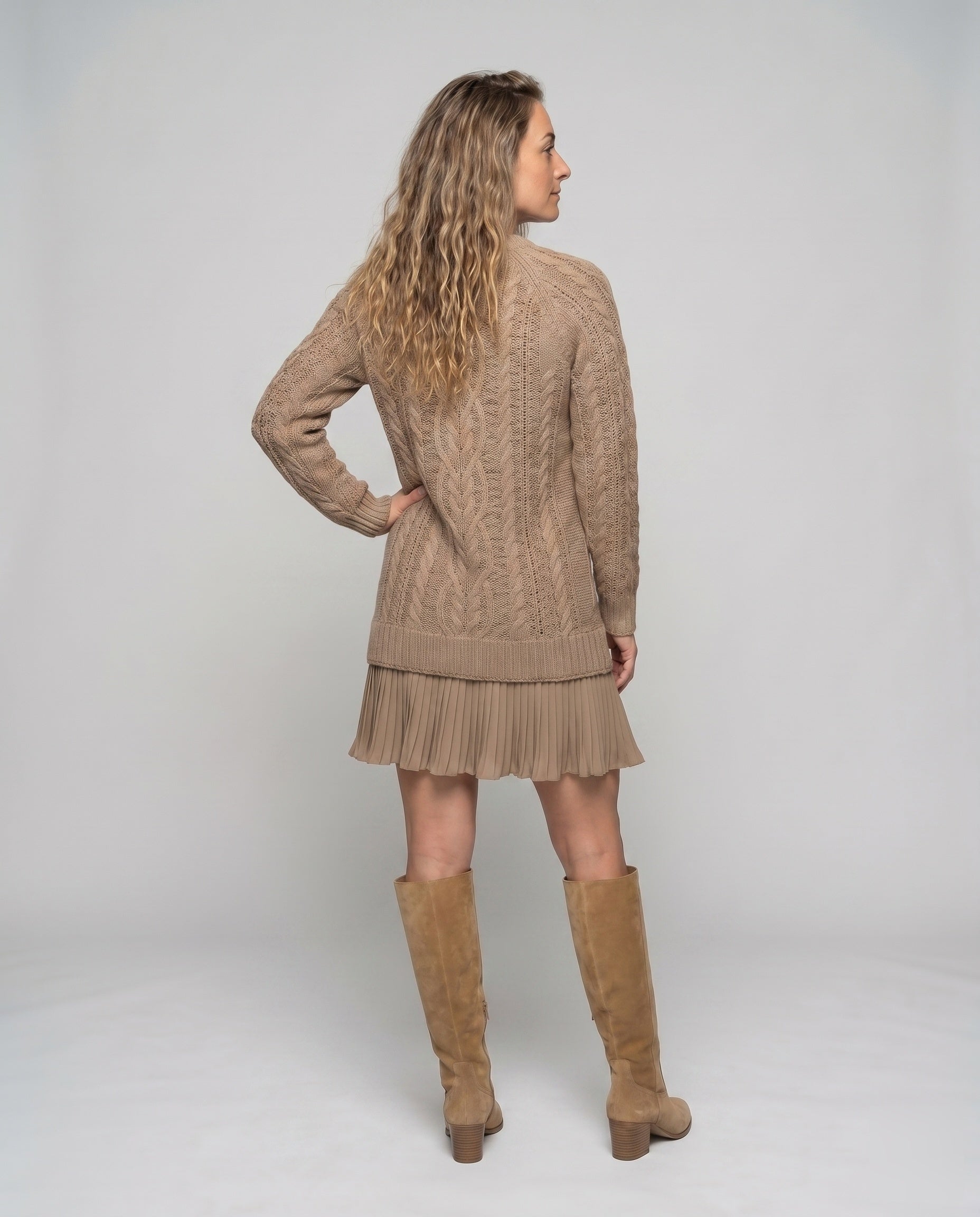Product 15639212032330 - back_view