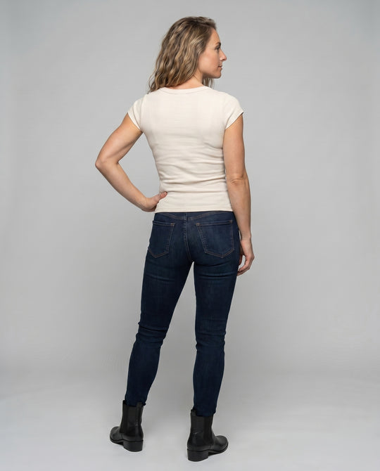 Product 15639212228938 - back_view