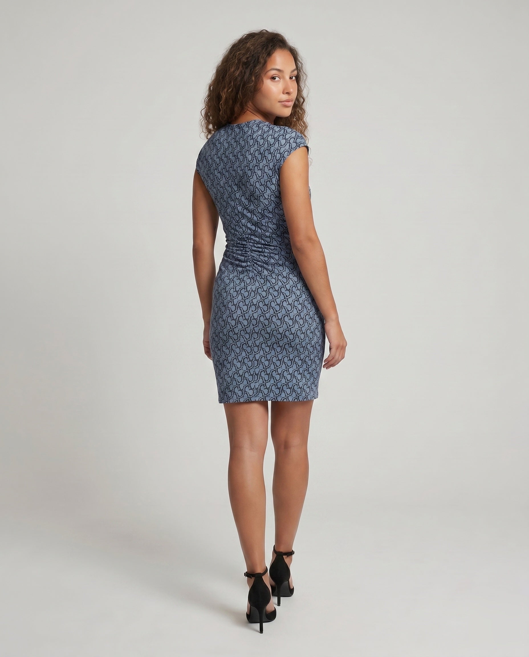 Product 15639212458314 - back_view
