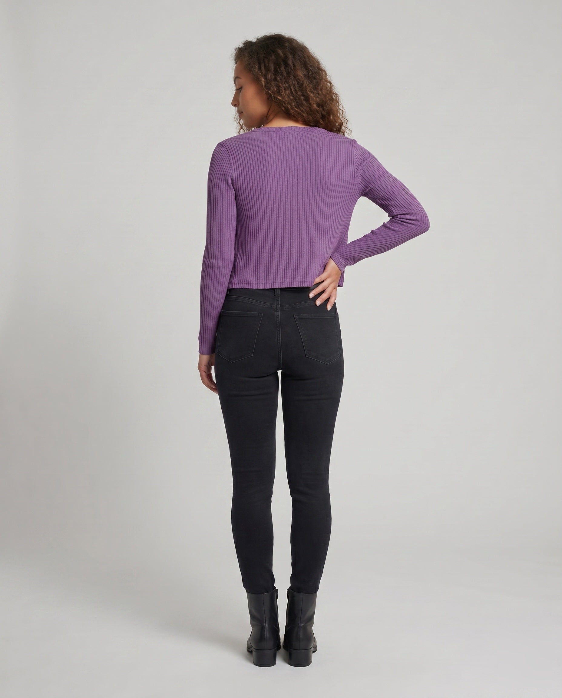 Product 15639212523850 - back_view
