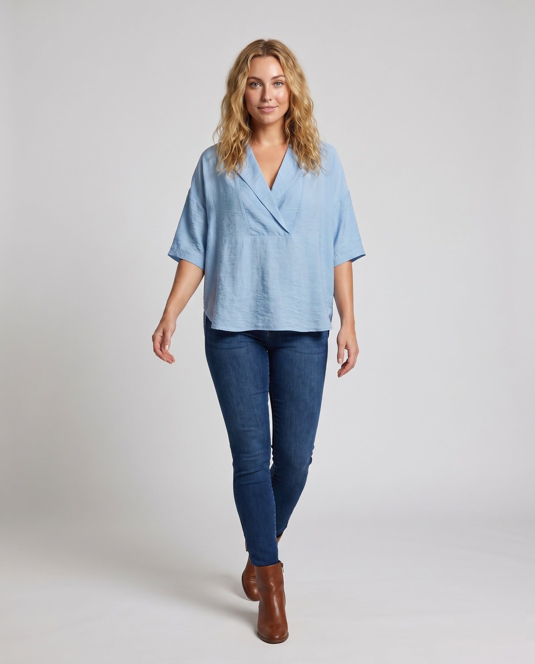 Product 15639215014218 - full_body_front