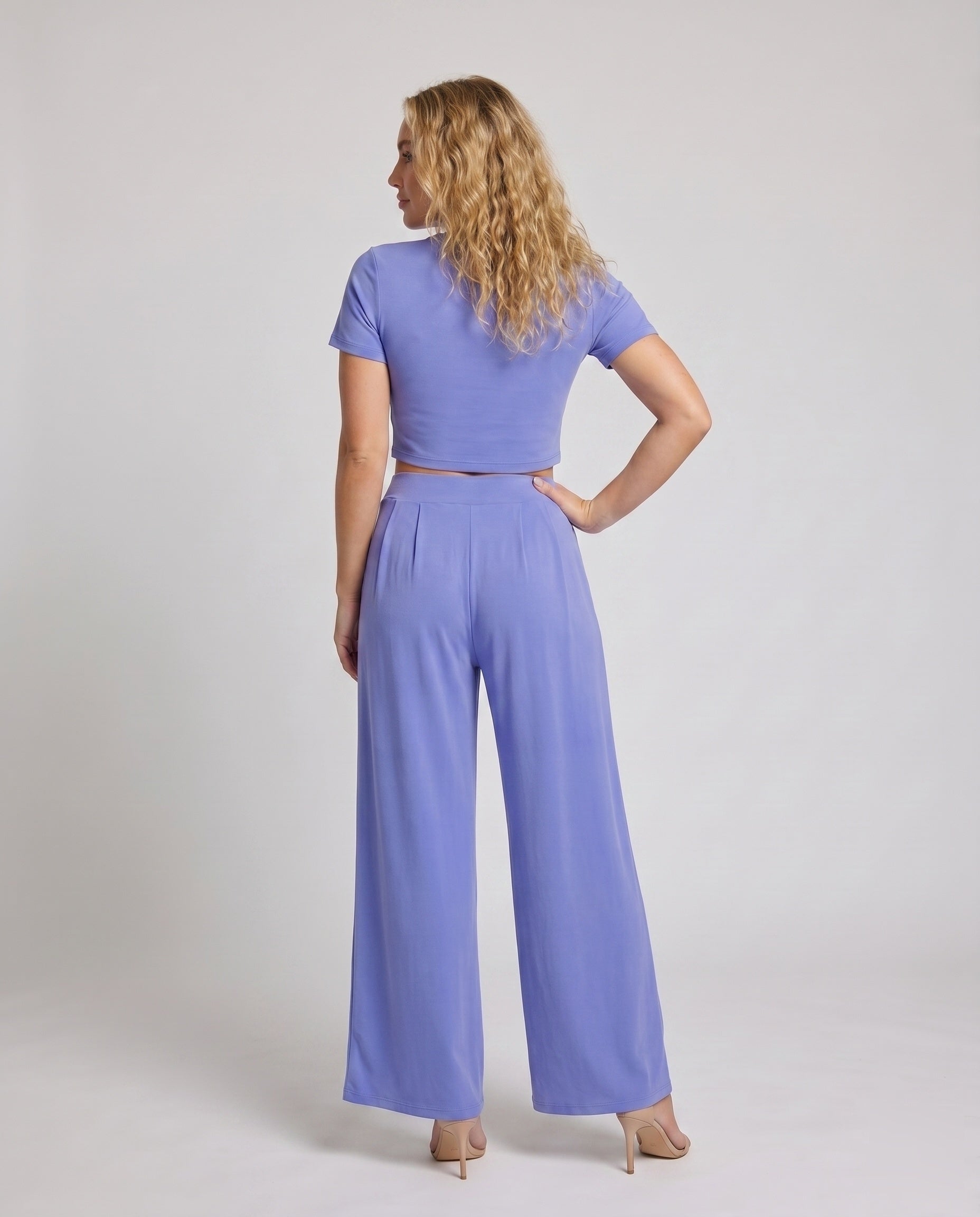 Product 15639215604042 - back_view