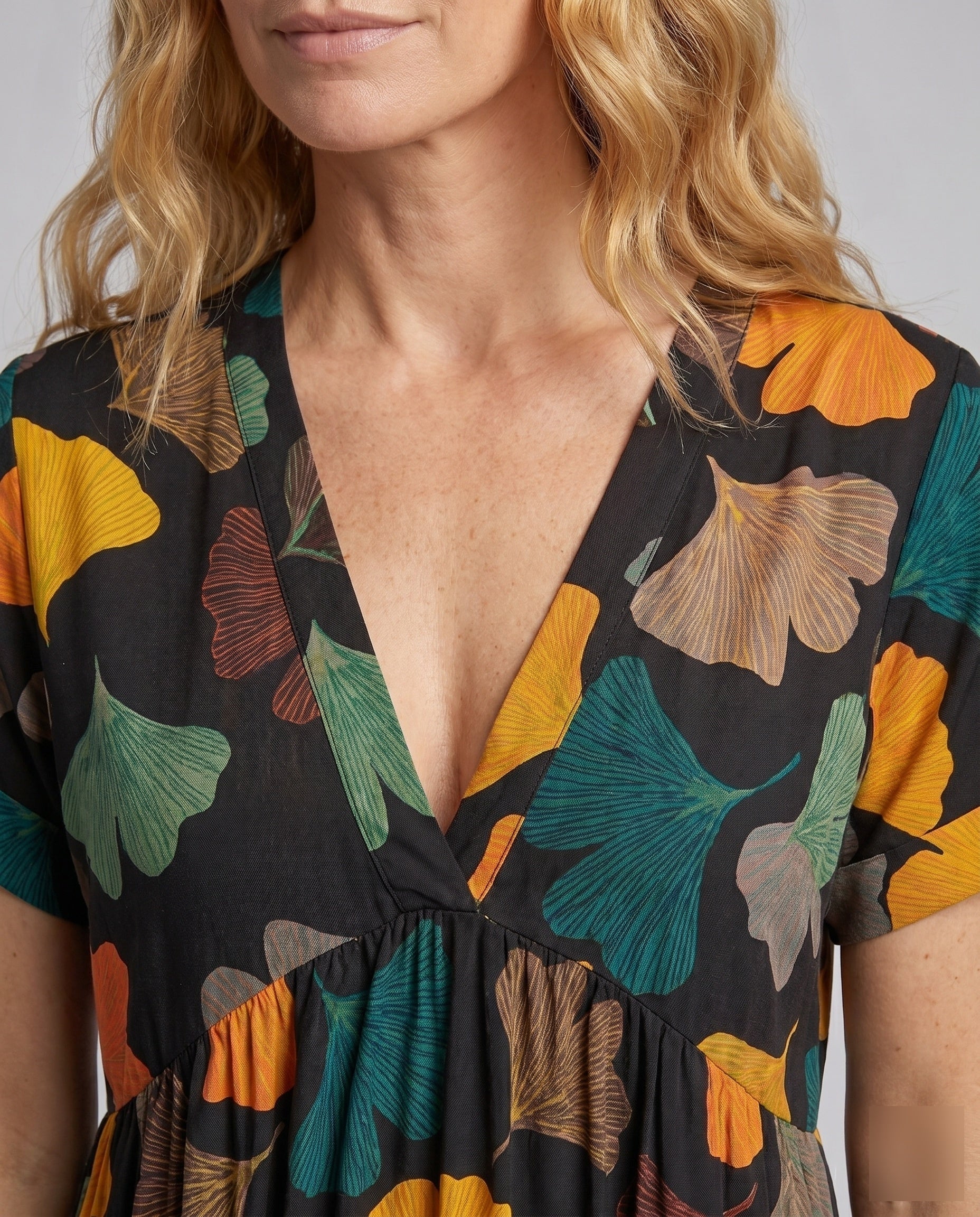 Product 15639215833418 - close_up_detail