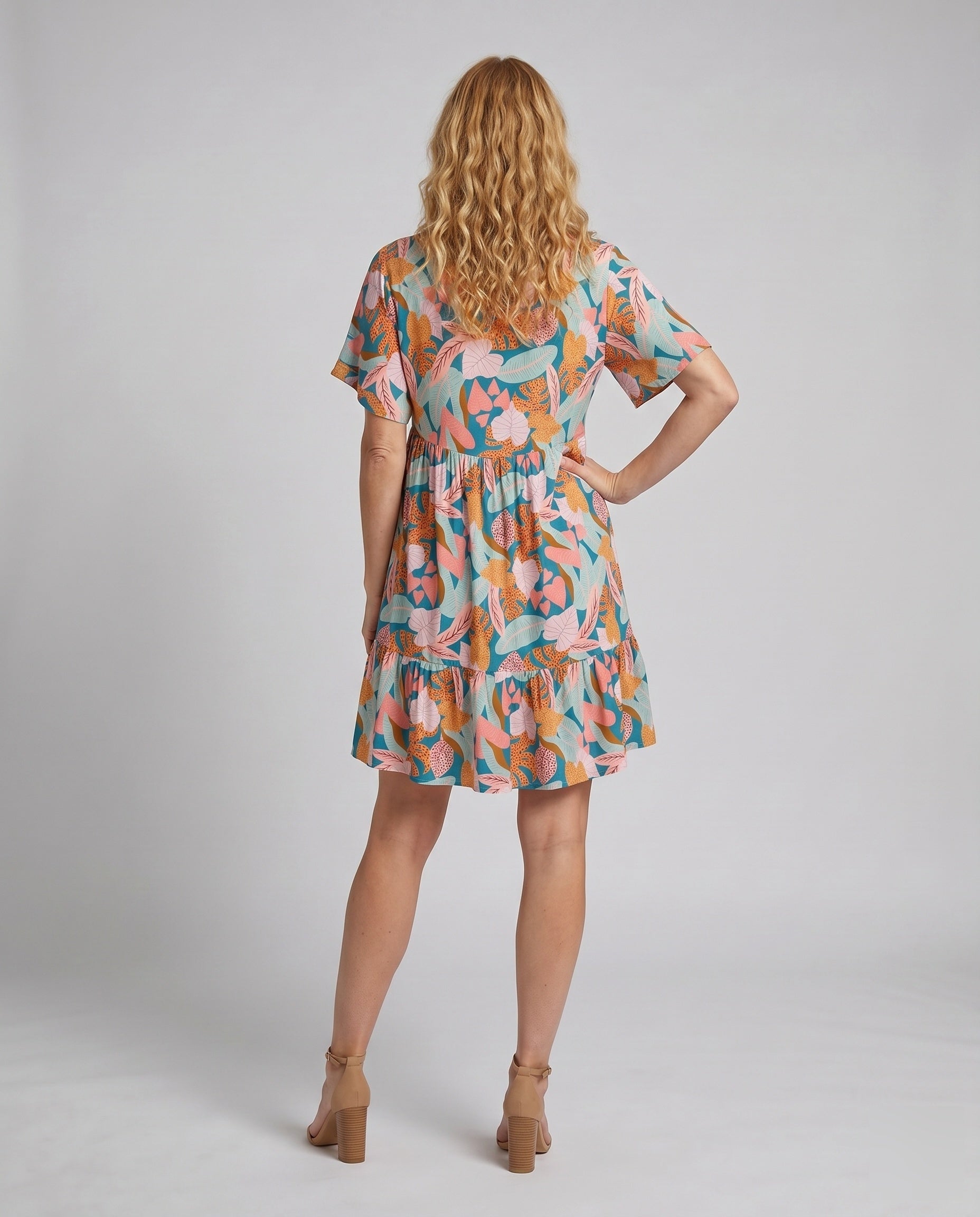 Product 15639215898954 - back_view