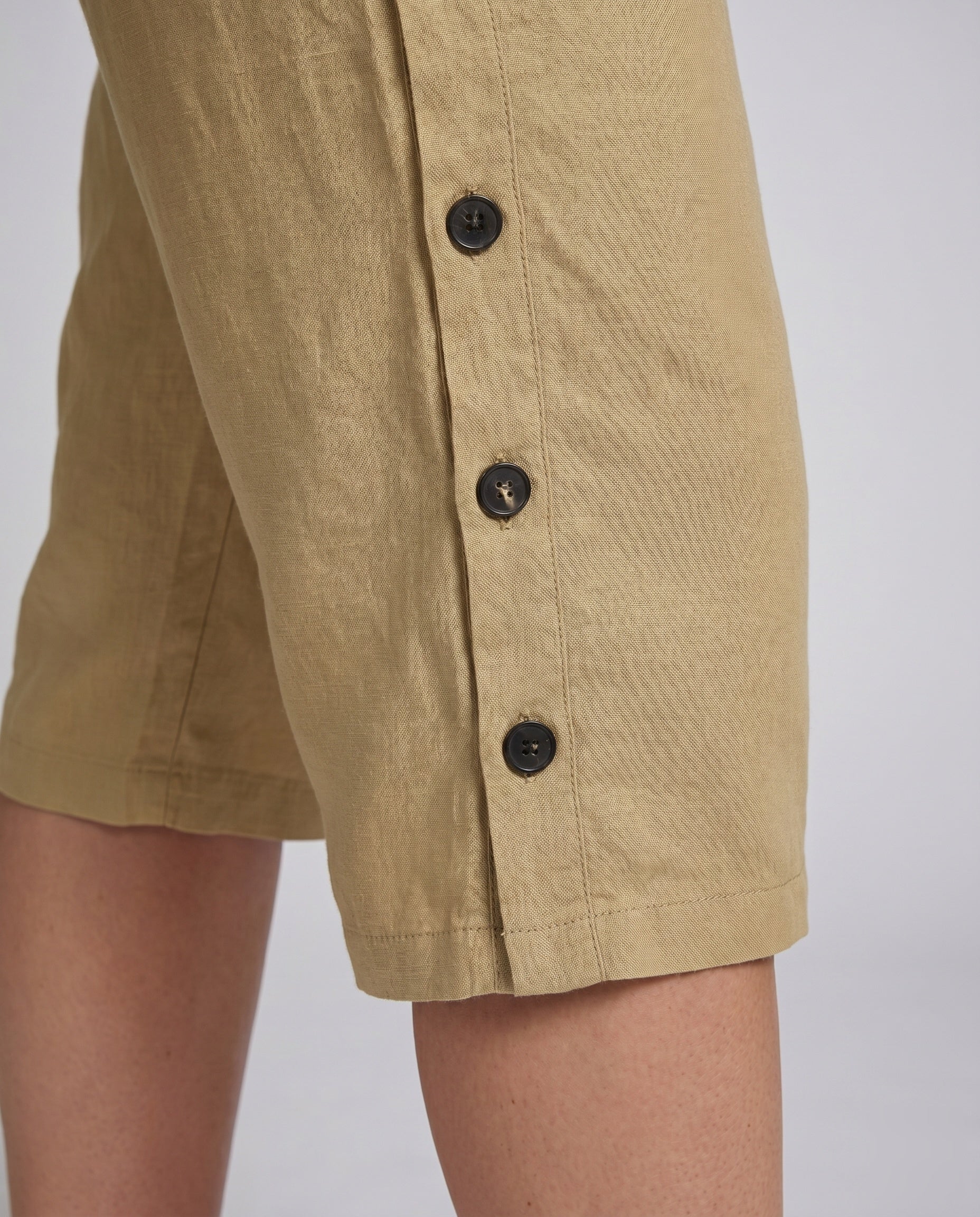 Product 15639216816458 - close_up_detail