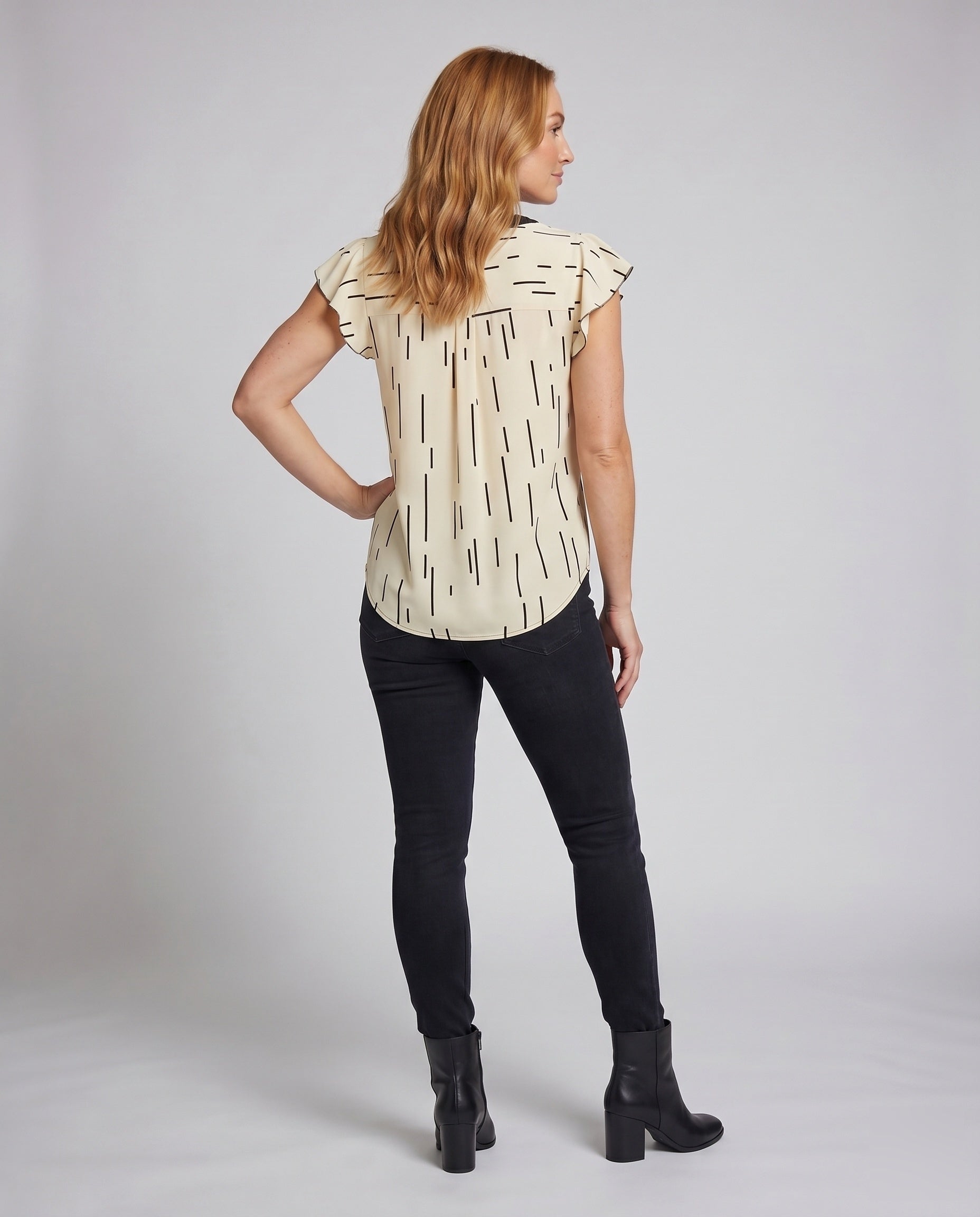Product 15639218094410 - back_view
