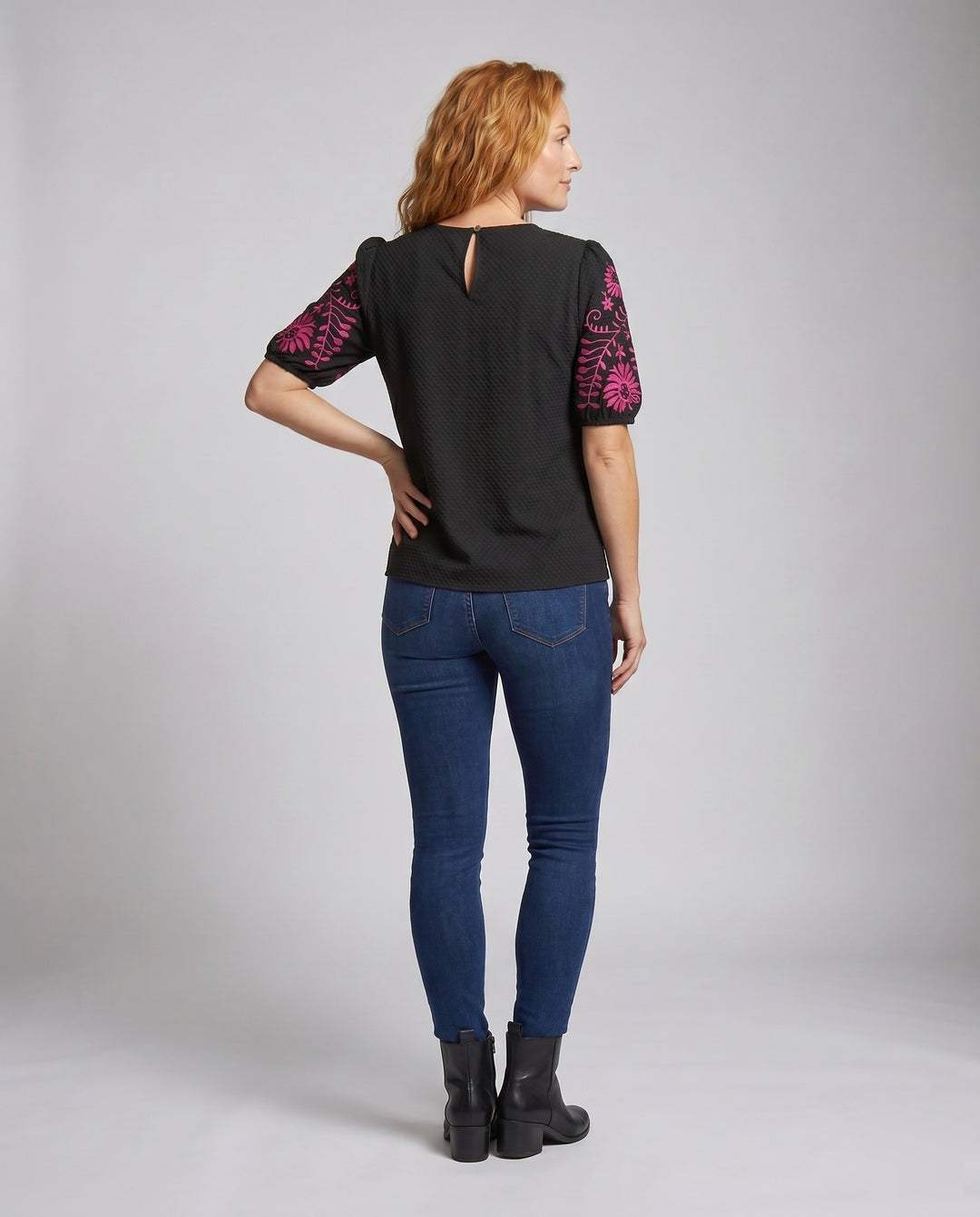Product 15639218389322 - back_view