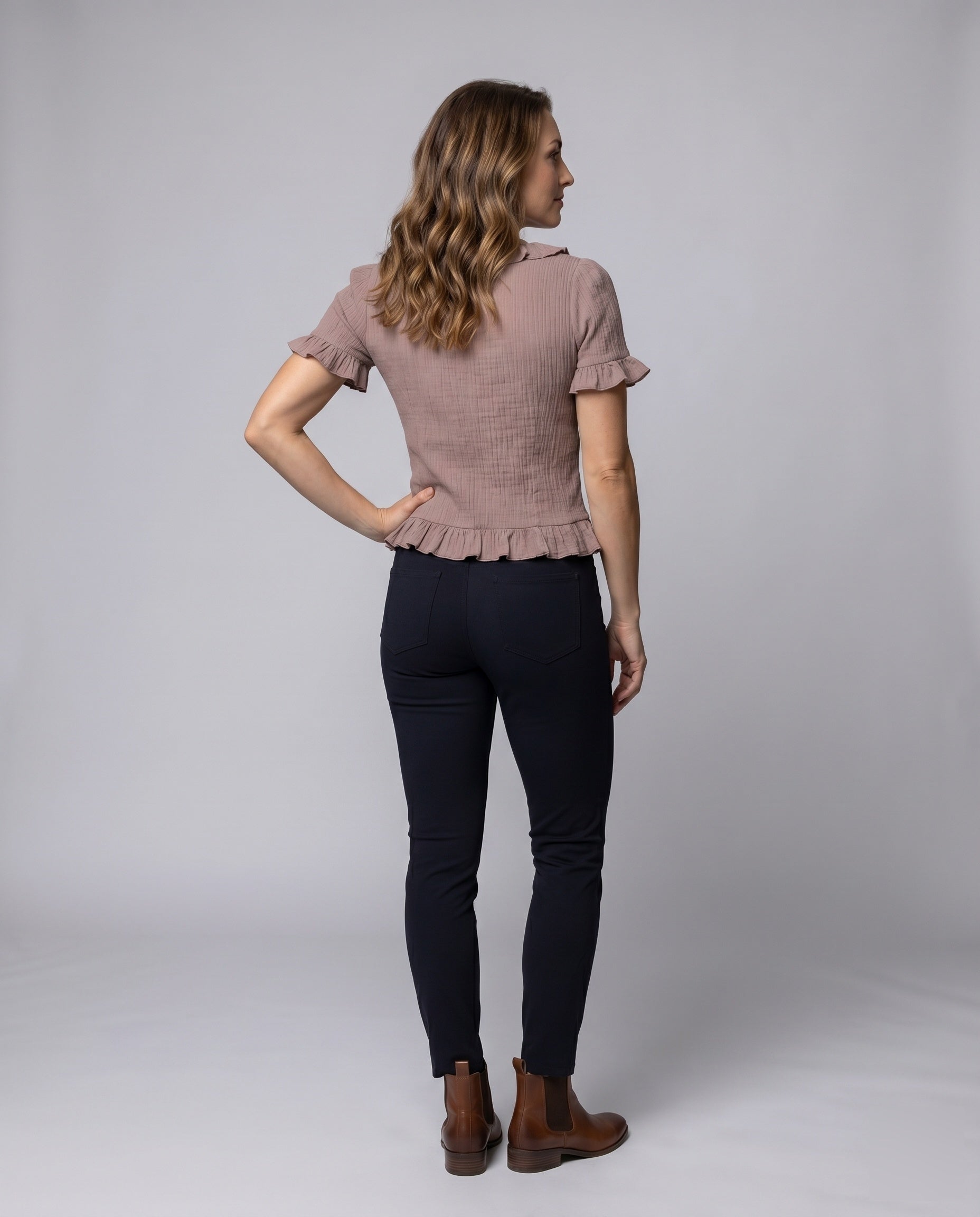 Product 15639218684234 - back_view