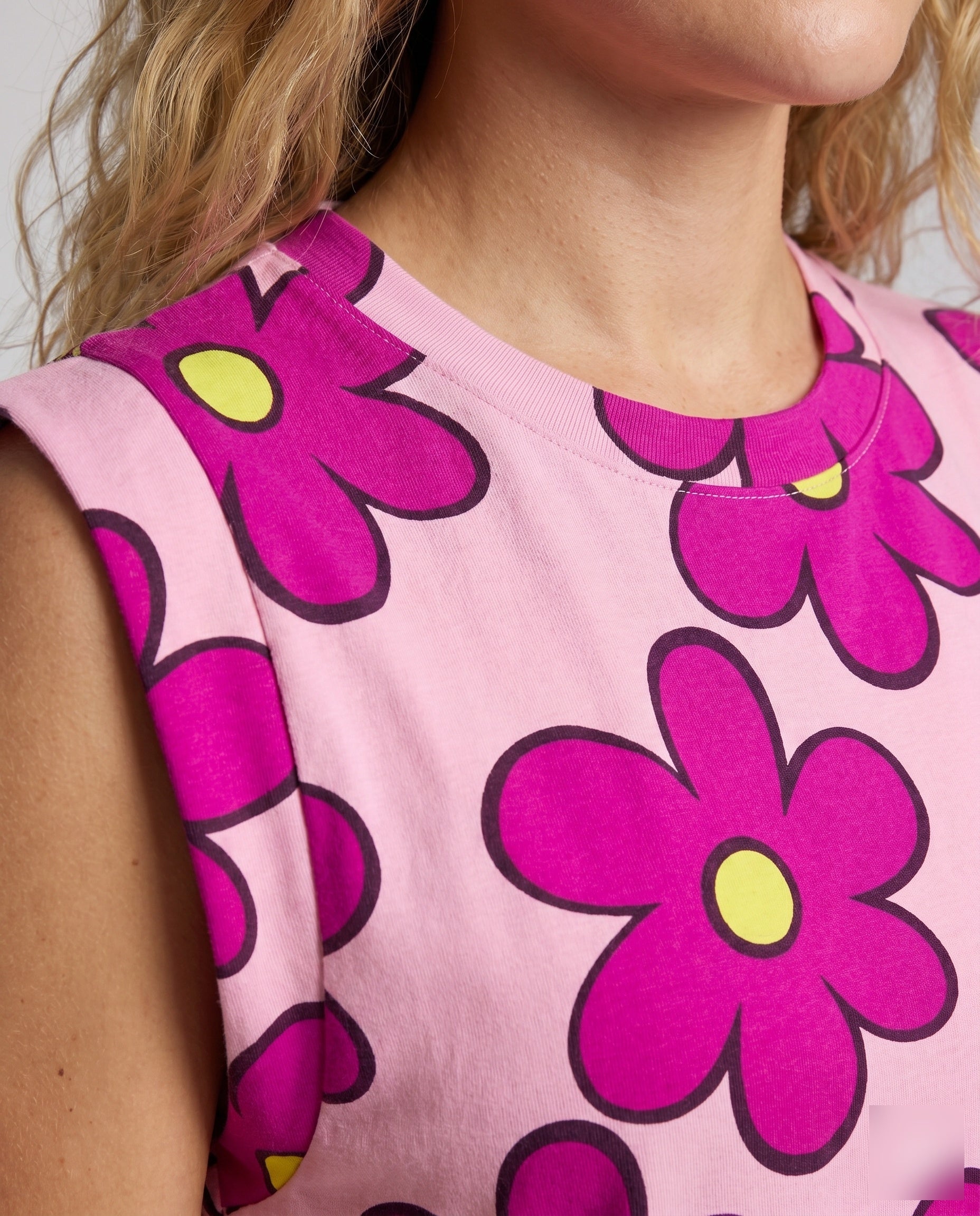 Product 15639219634506 - close_up_detail